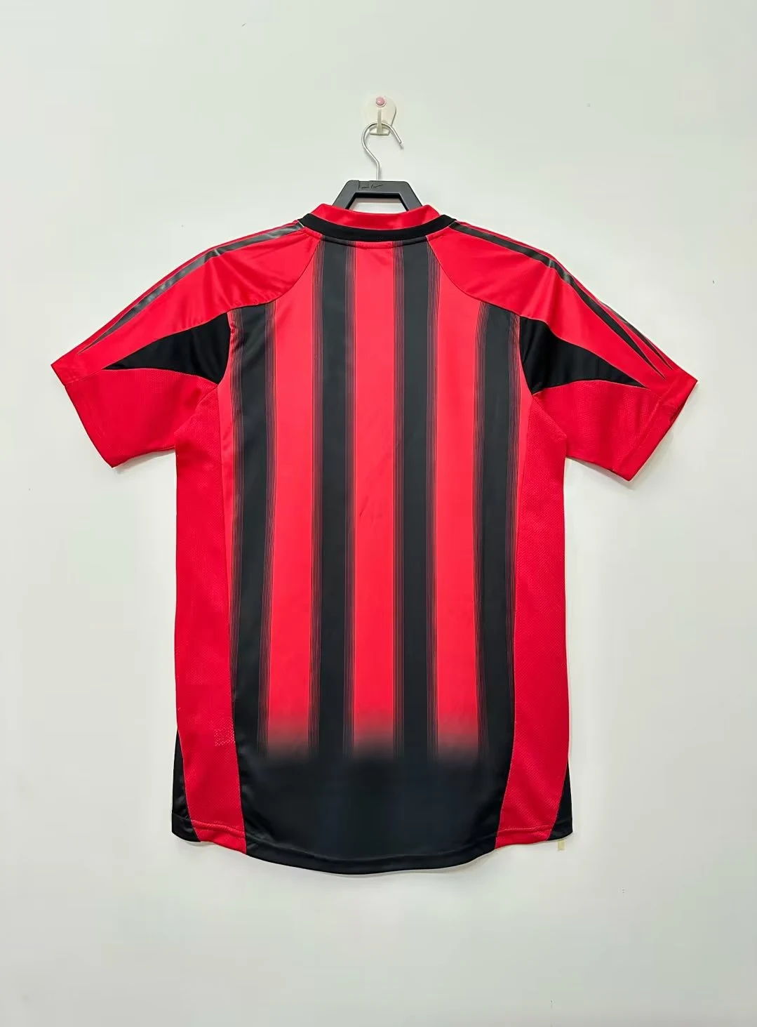 2004-05 AC Home Retro Jersey view 2