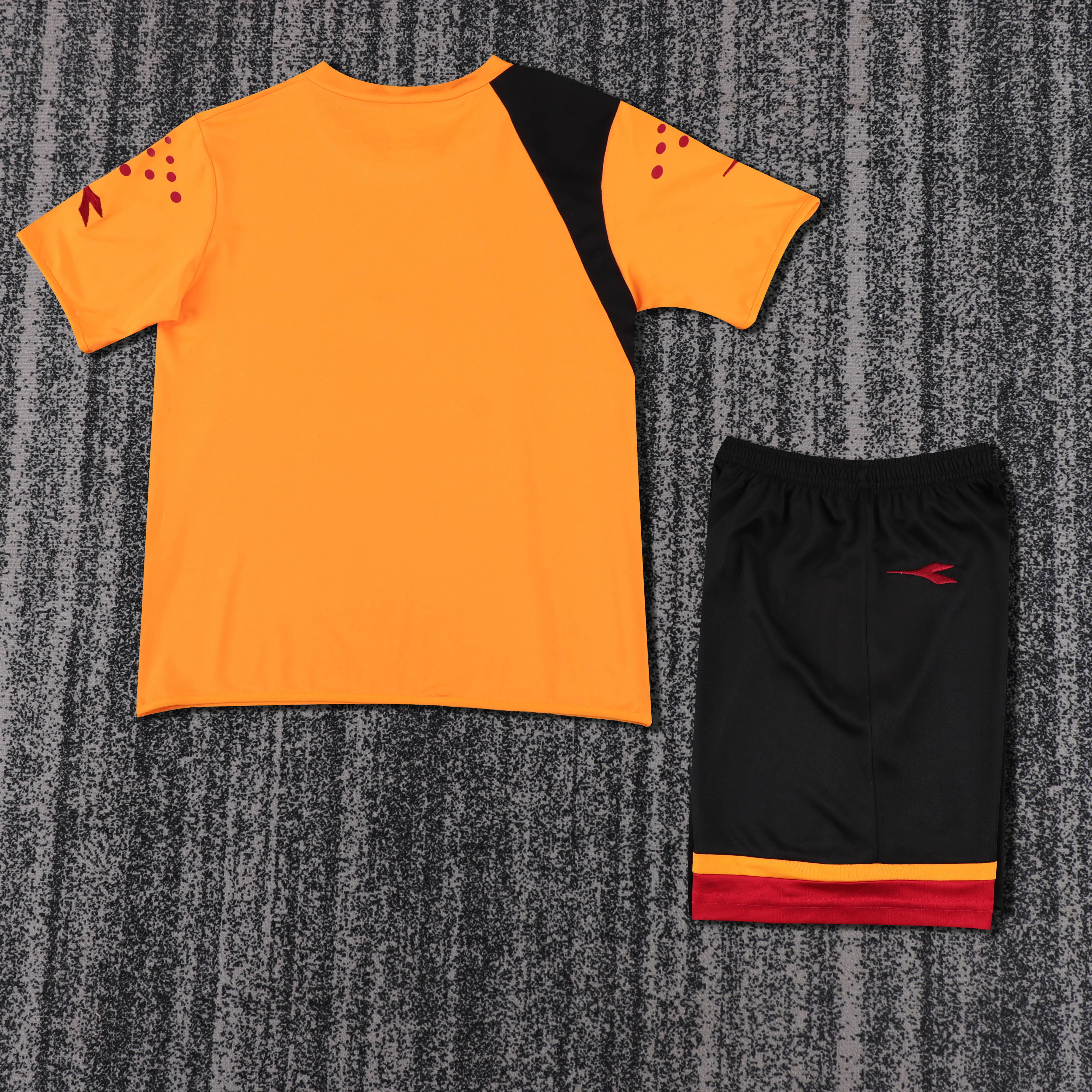 2005-06 Roma Home Retro Jersey - Children's Size view 2
