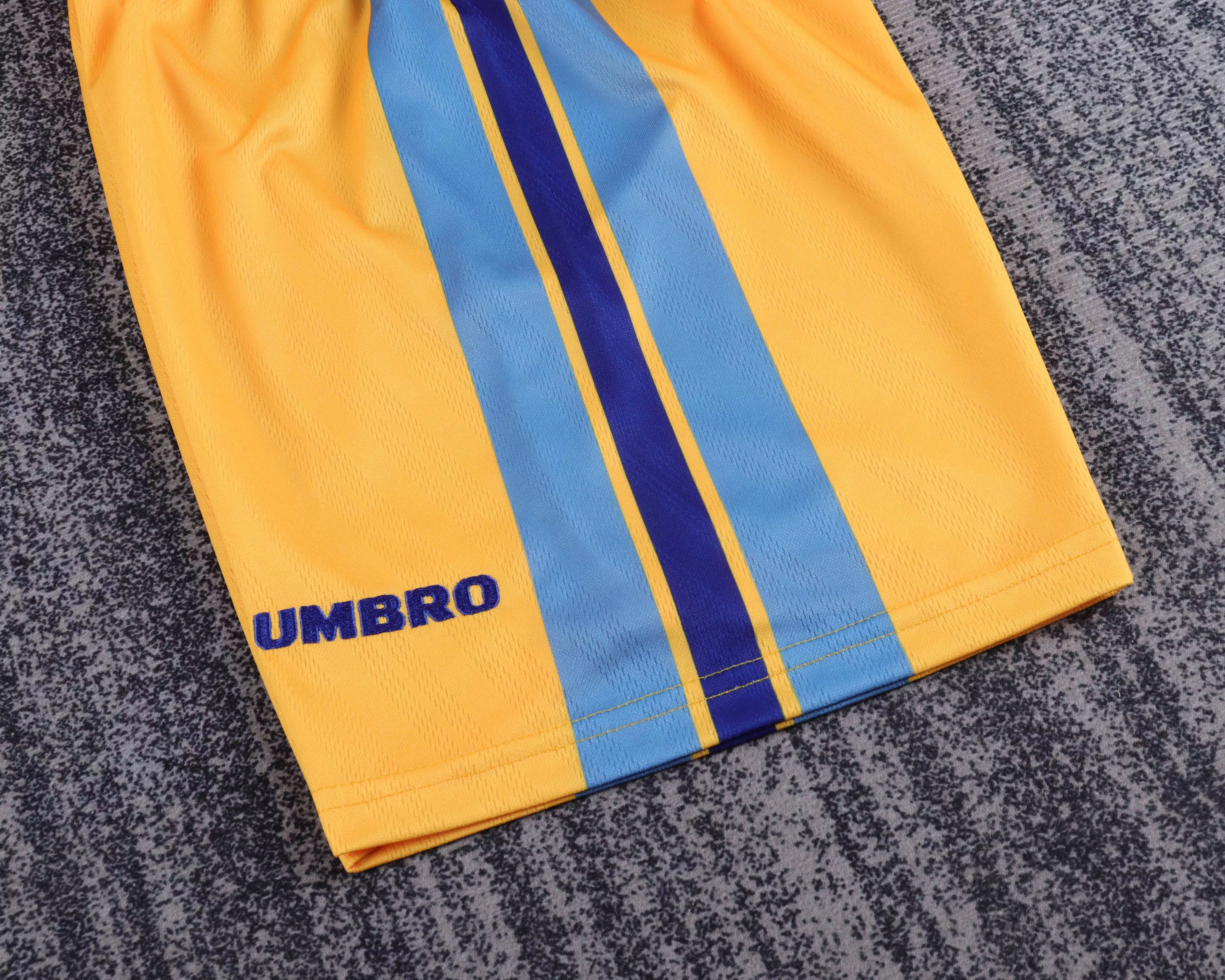 1995-97 Chelsea Away Retro Shirt - Kids view 7