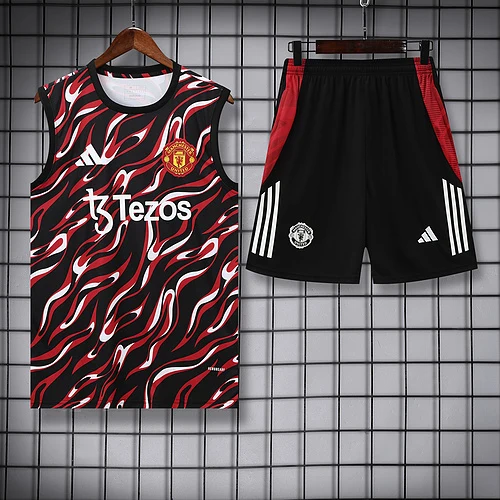 2025-26 Manchester United training vest jersey
