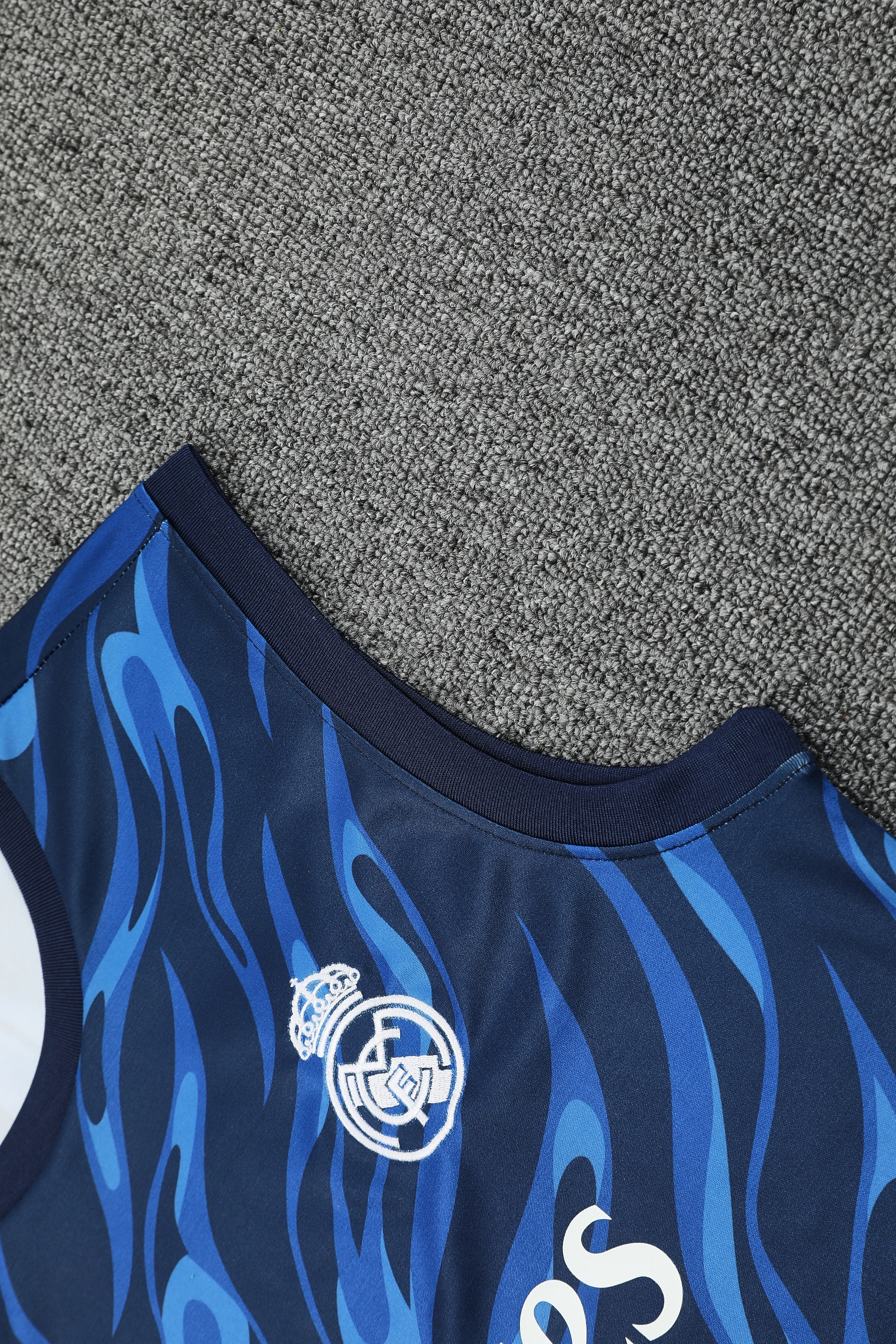 2025-26 Real Madrid Training Vest Jersey view 16