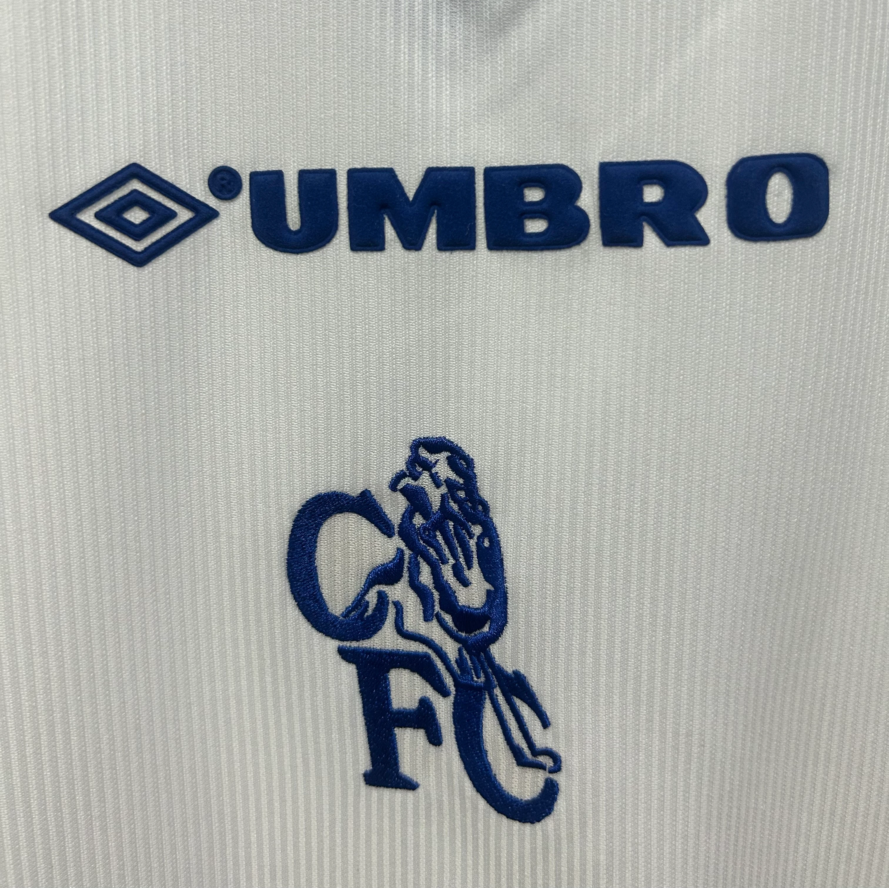 1998-00 Chelsea Away Retro Shirt view 7
