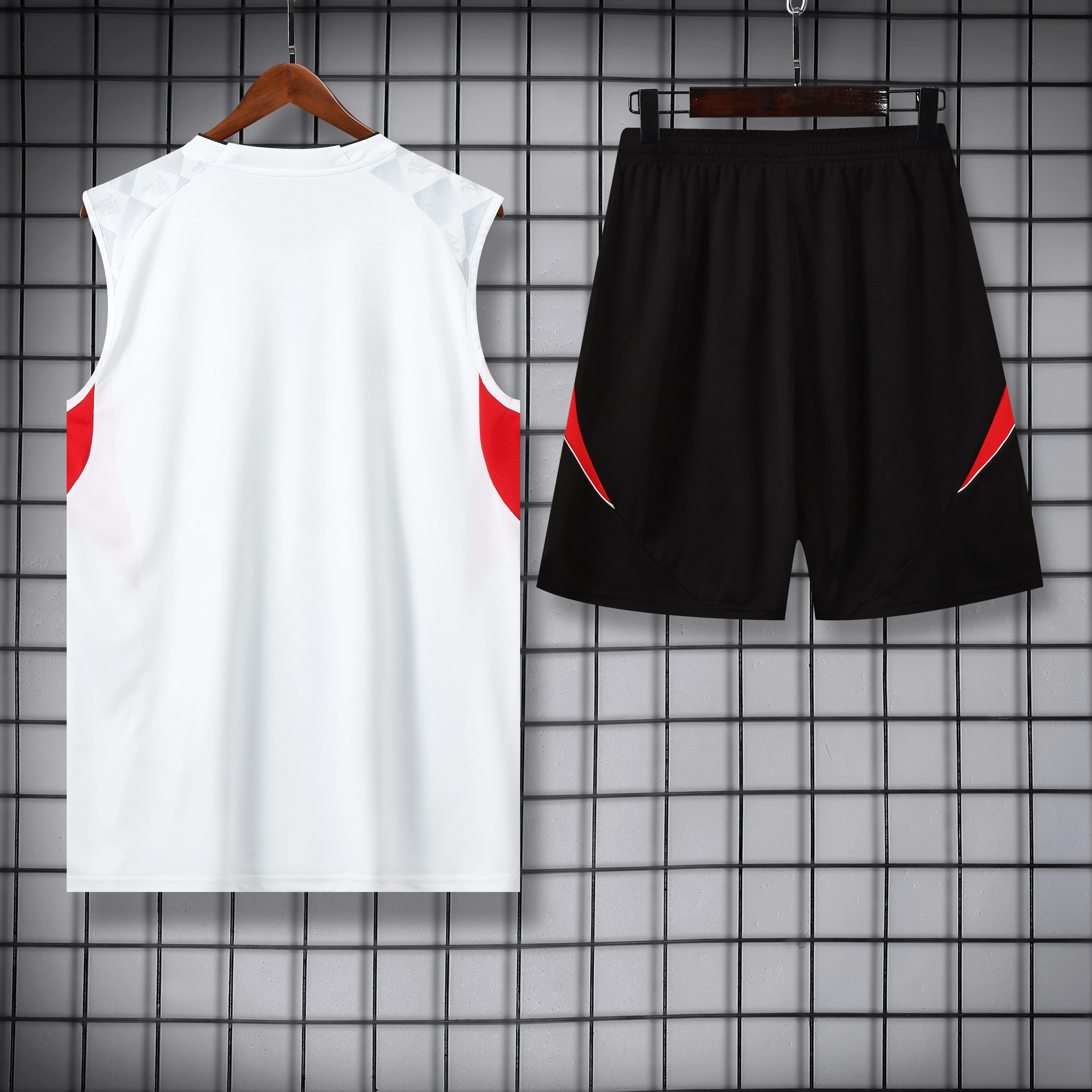 2025-26 Manchester United training vest jersey view 2