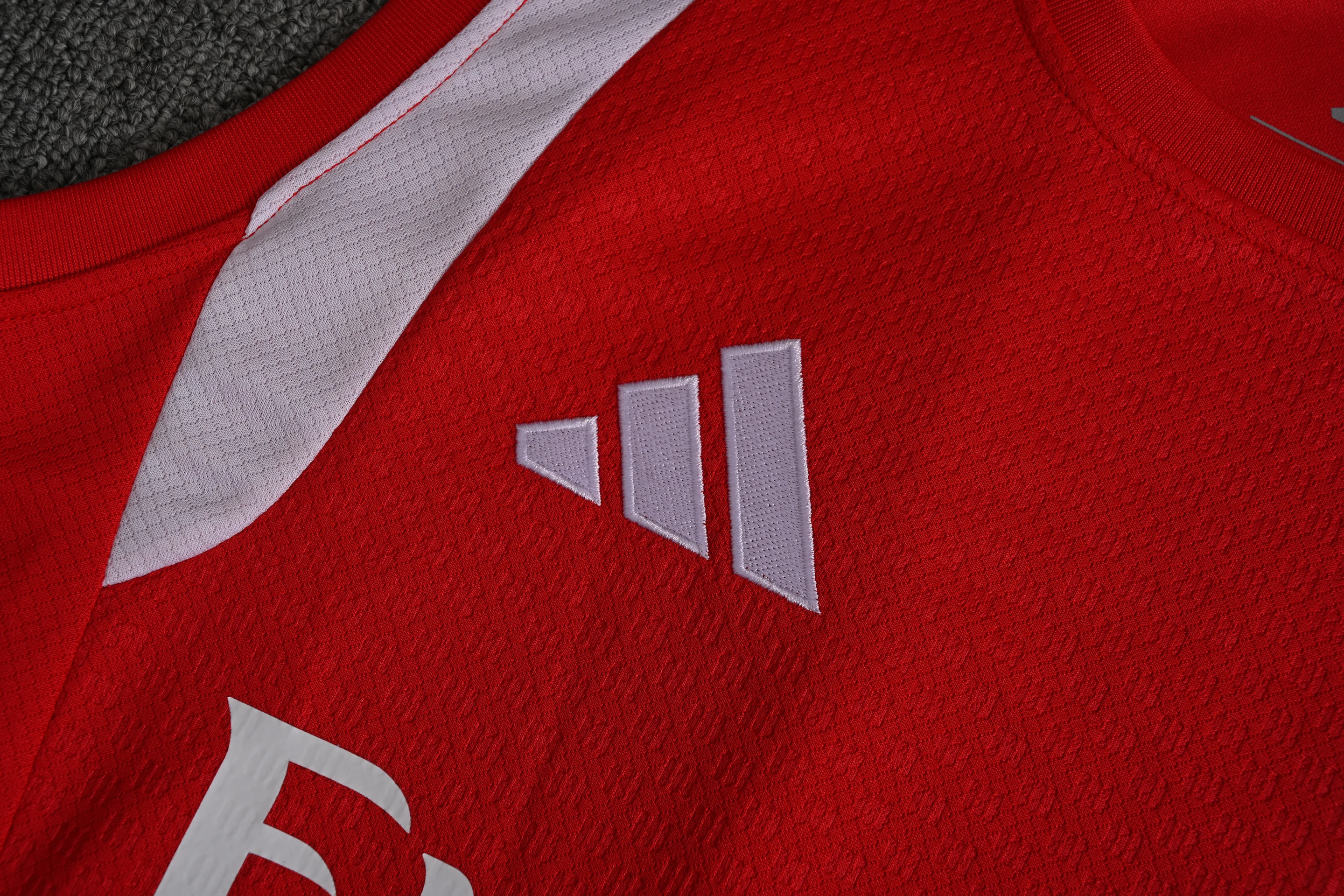 2026-27 Arsenal training vest jersey view 19