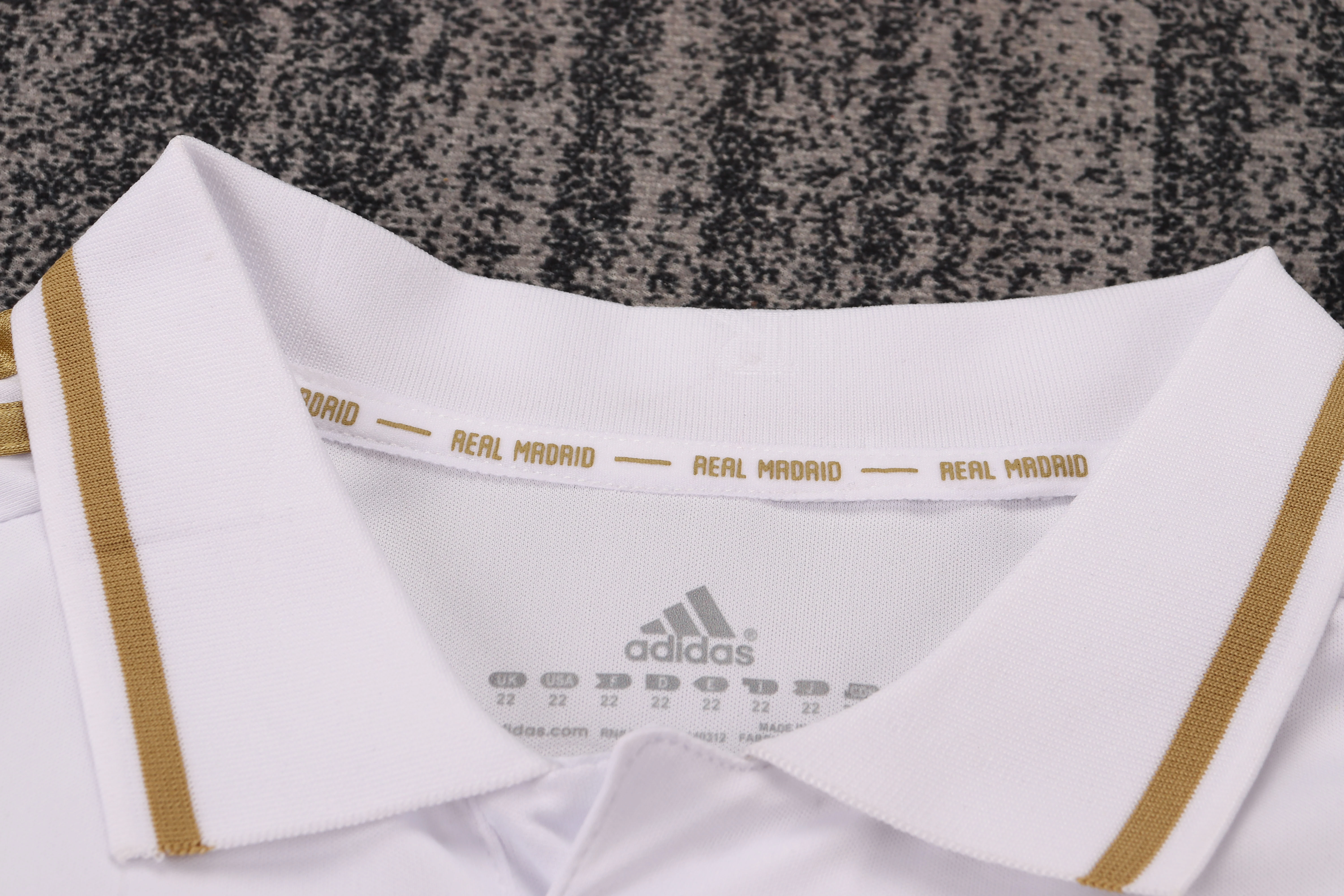 2011-12 Real Madrid Home Retro Shirt - Kids Sizes view 10