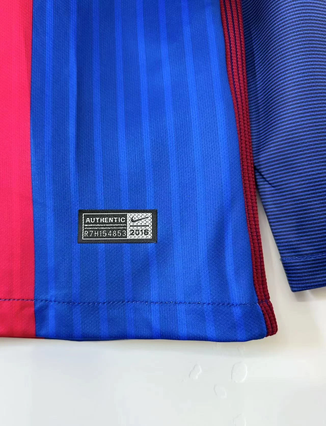 2016-17 Barcelona Home Long Sleeve Retro Jersey view 4