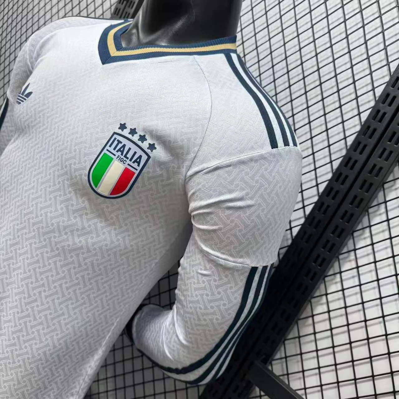 2026 Italy Away Long-Sleeve Jersey — Player Version view 10