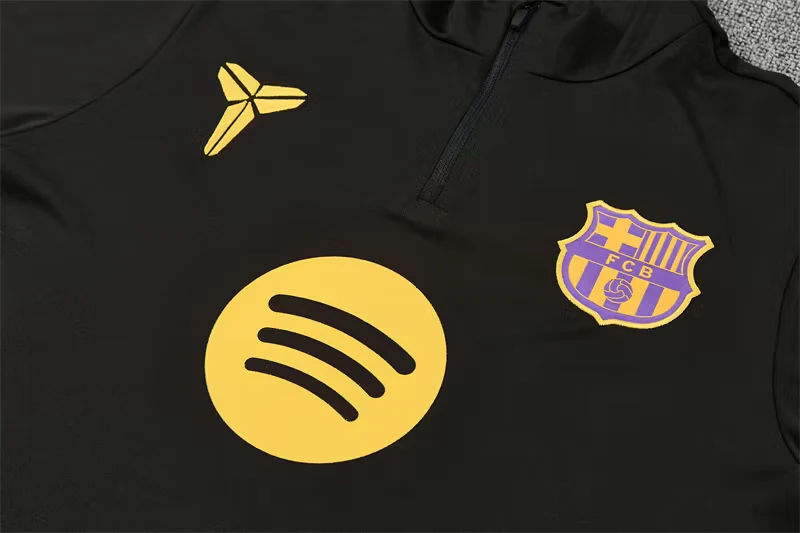 2026-27 Barcelona Black Half-Zip Training Jersey view 13