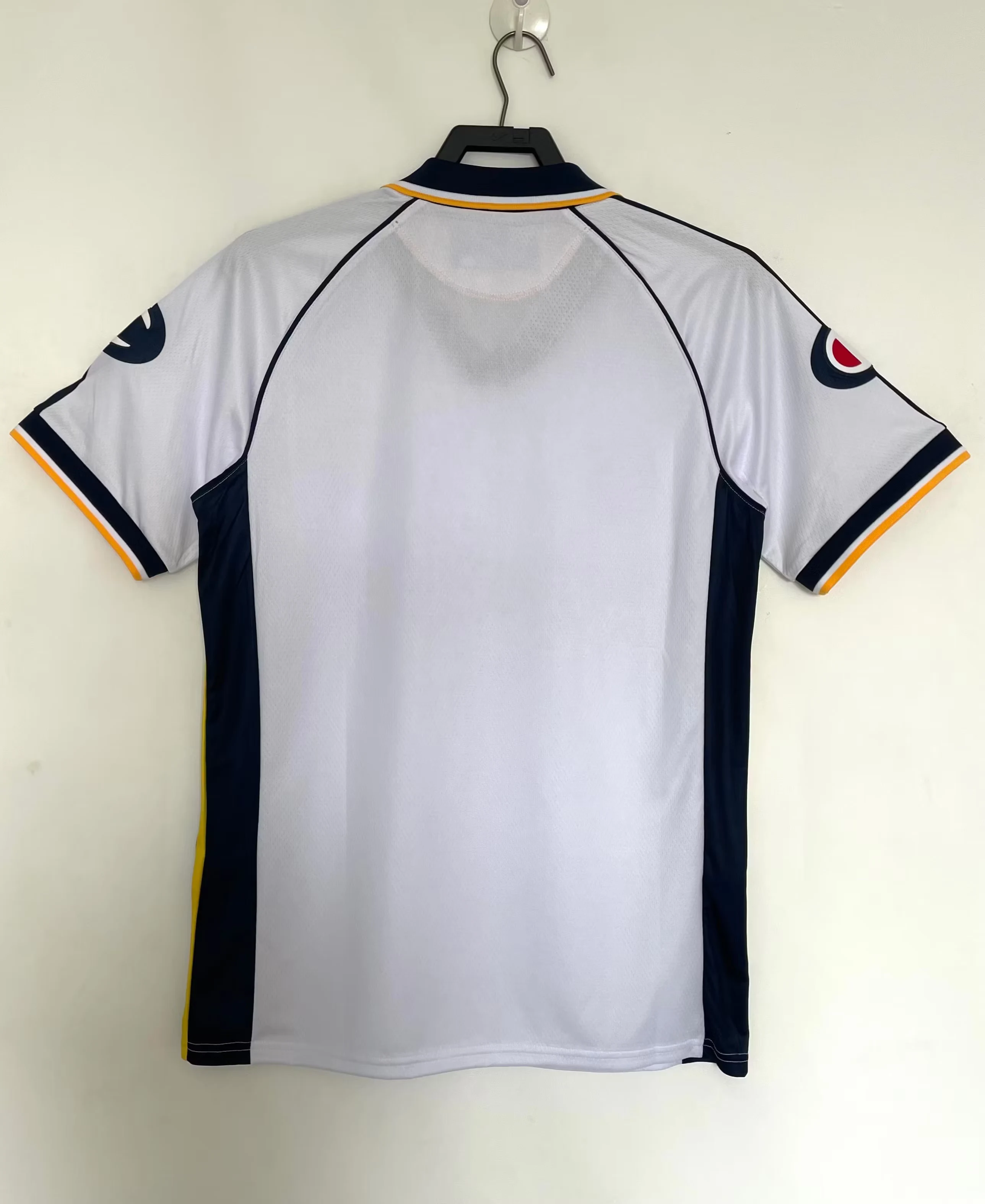 2003-04 Parma Away Retro Jersey view 2