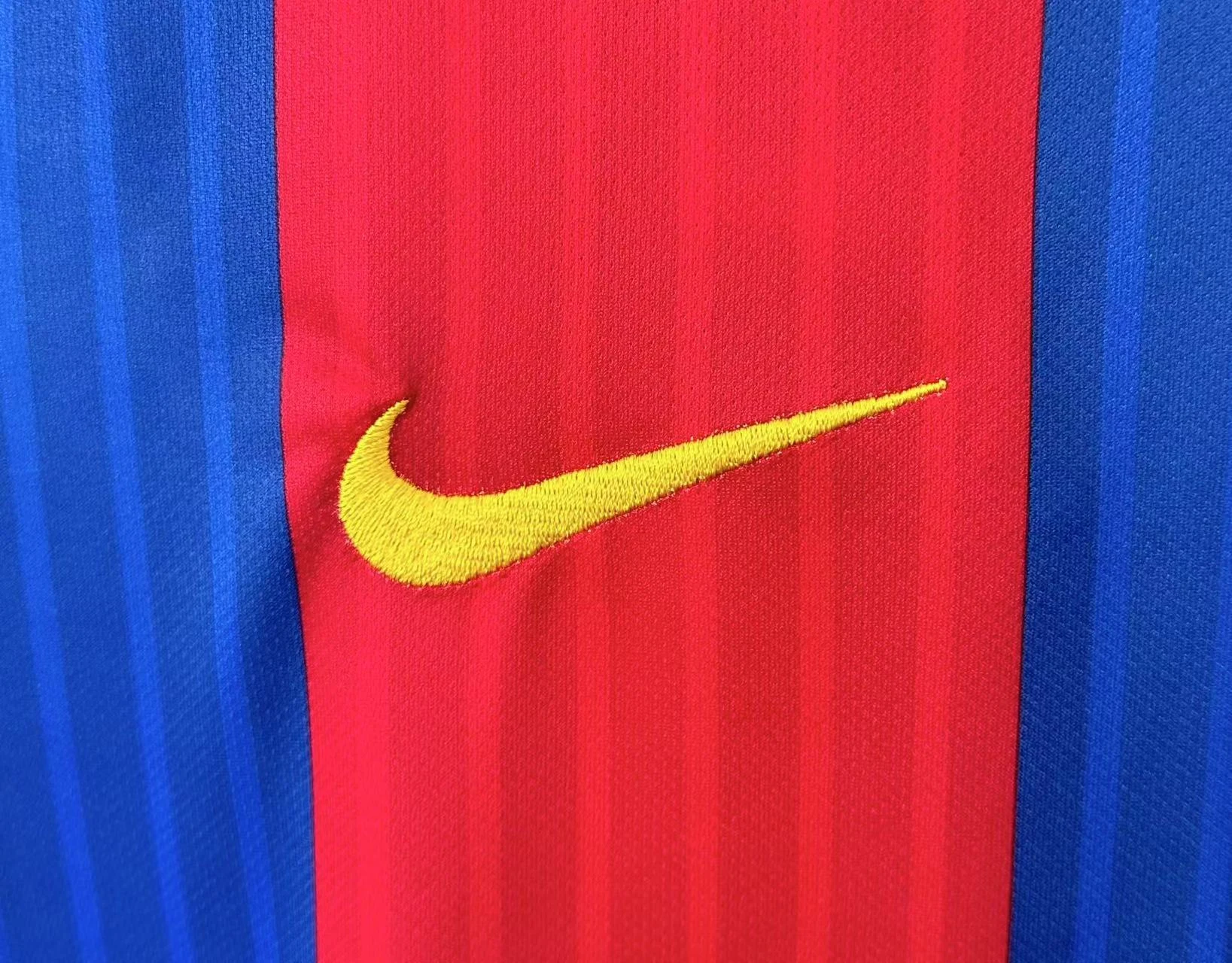 2016-17 Barcelona Home Long Sleeve Retro Jersey view 8
