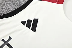 2025-26 Manchester United training vest jersey view 10