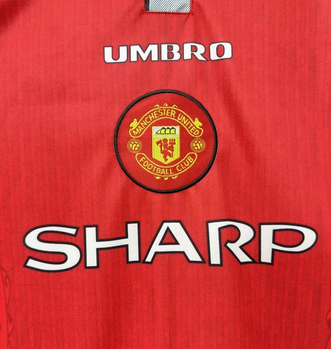 1996-97 Manchester United Home Retro Shirt view 5