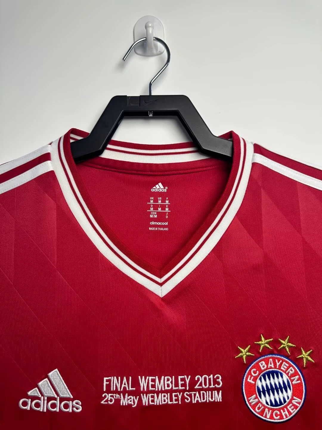 2013-14 Bayern Munich Home Retro Jersey view 6