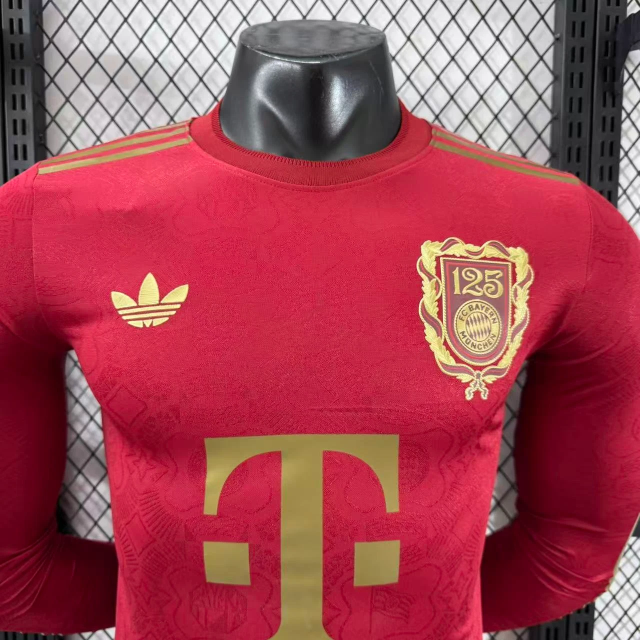 2025-26 Bayern Munich 125th Anniversary Long-Sleeve Jersey – Player Version view 3
