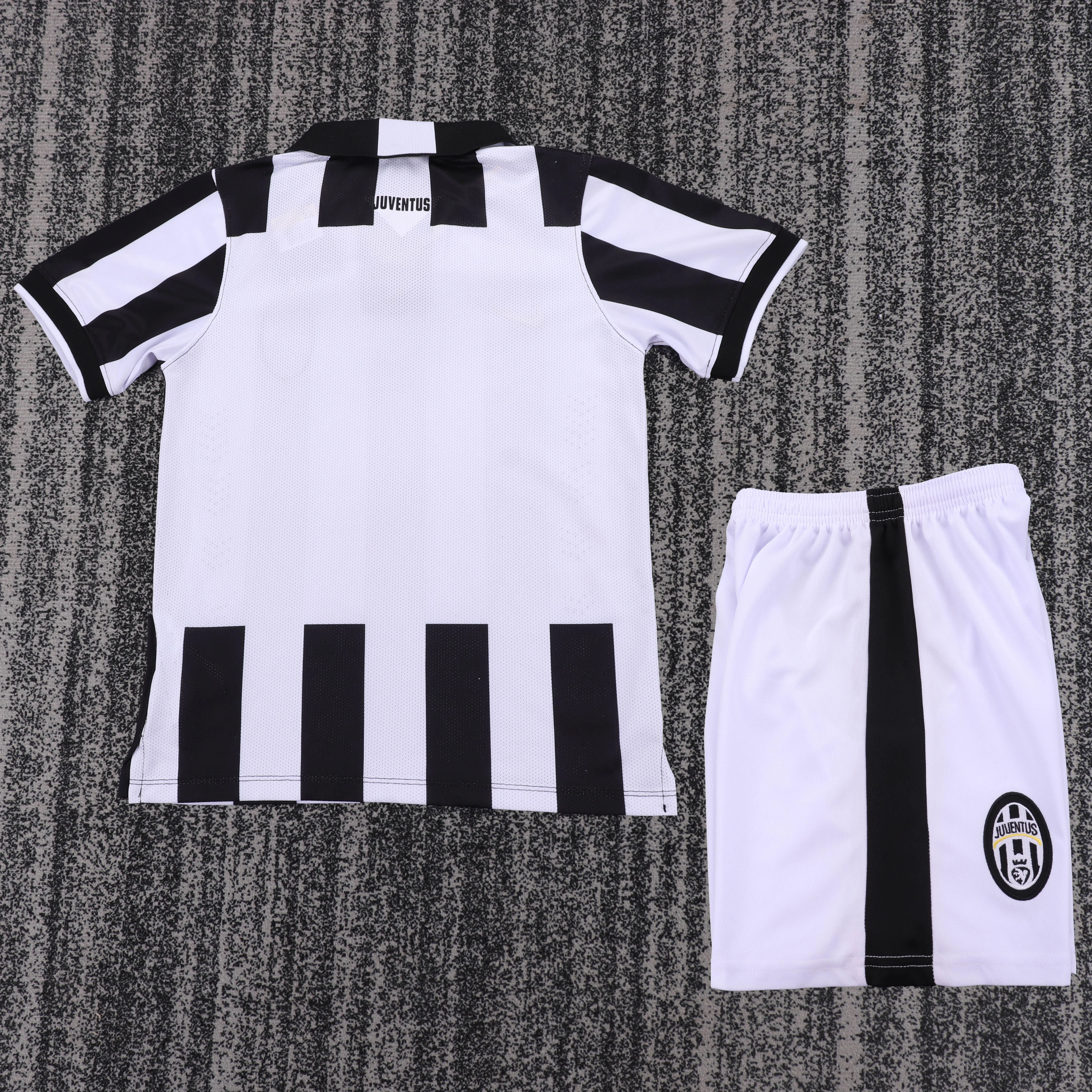 2014-15 Juventus Home Retro Jersey - Children's view 2