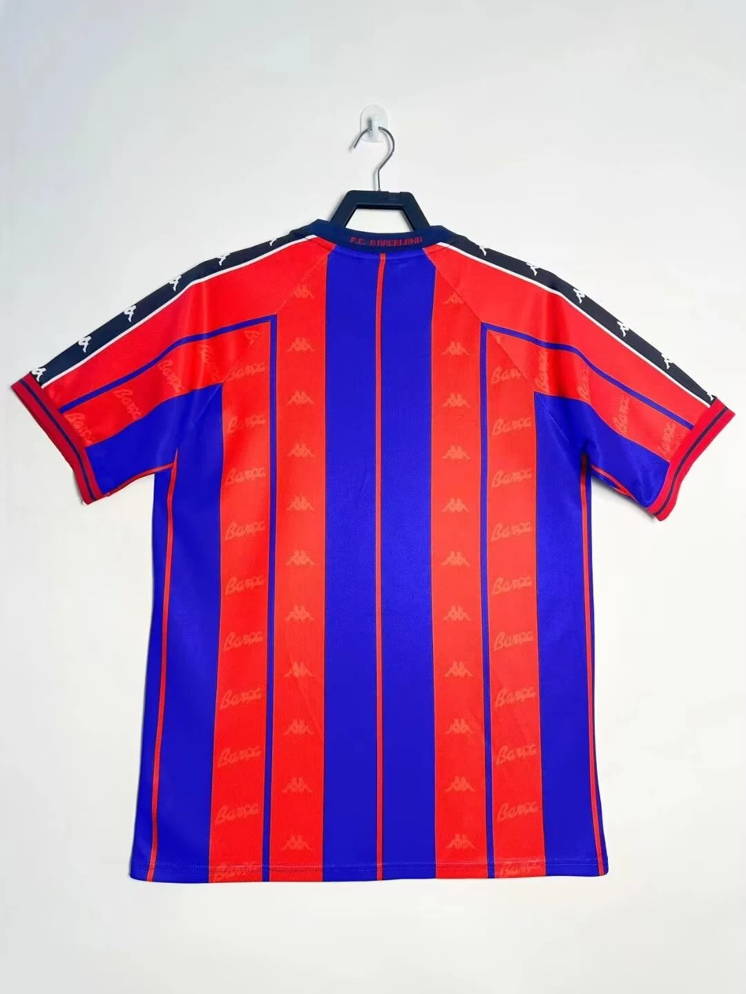 1997-98 Barcelona home retro jersey view 2