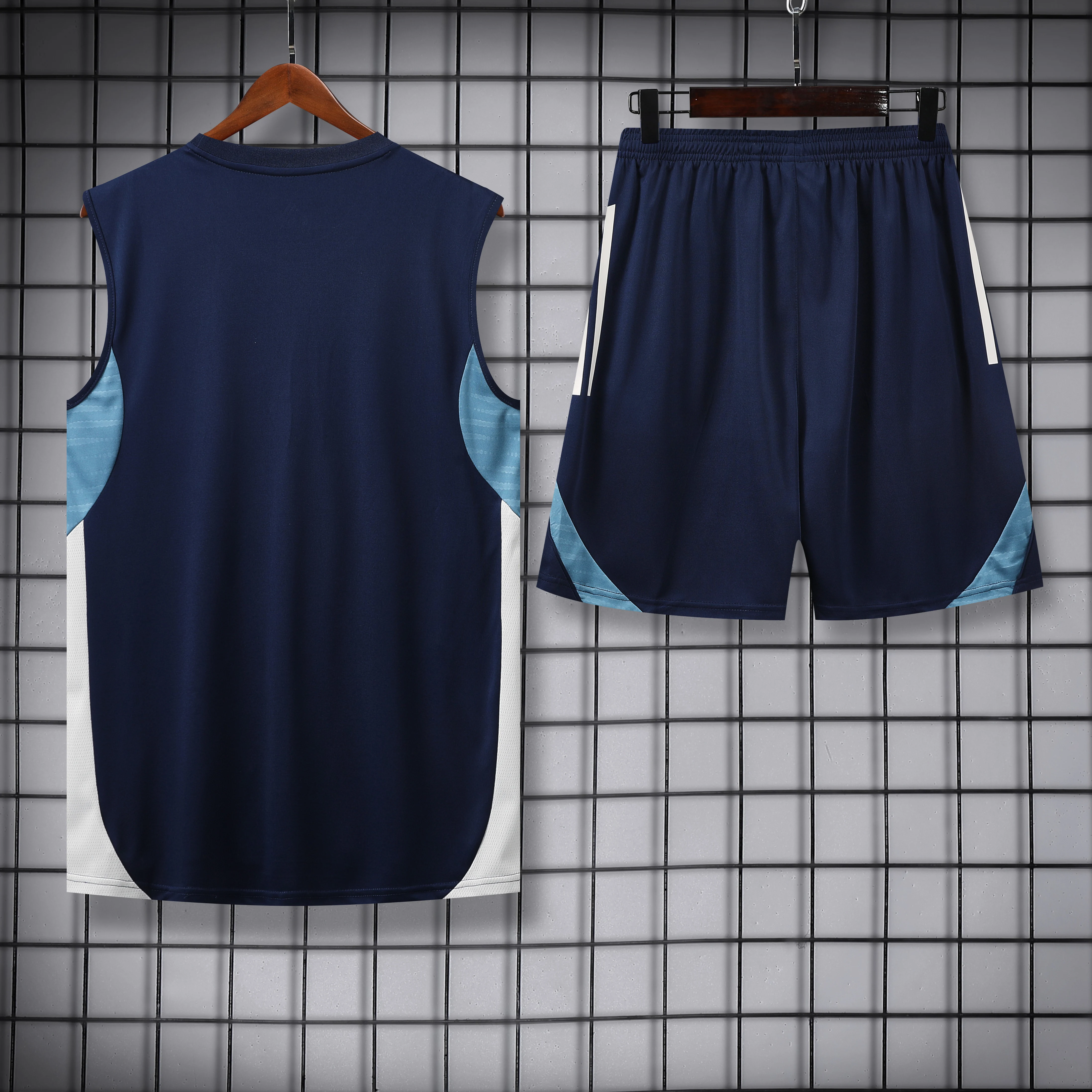 2025-26 Arsenal training vest jersey view 2