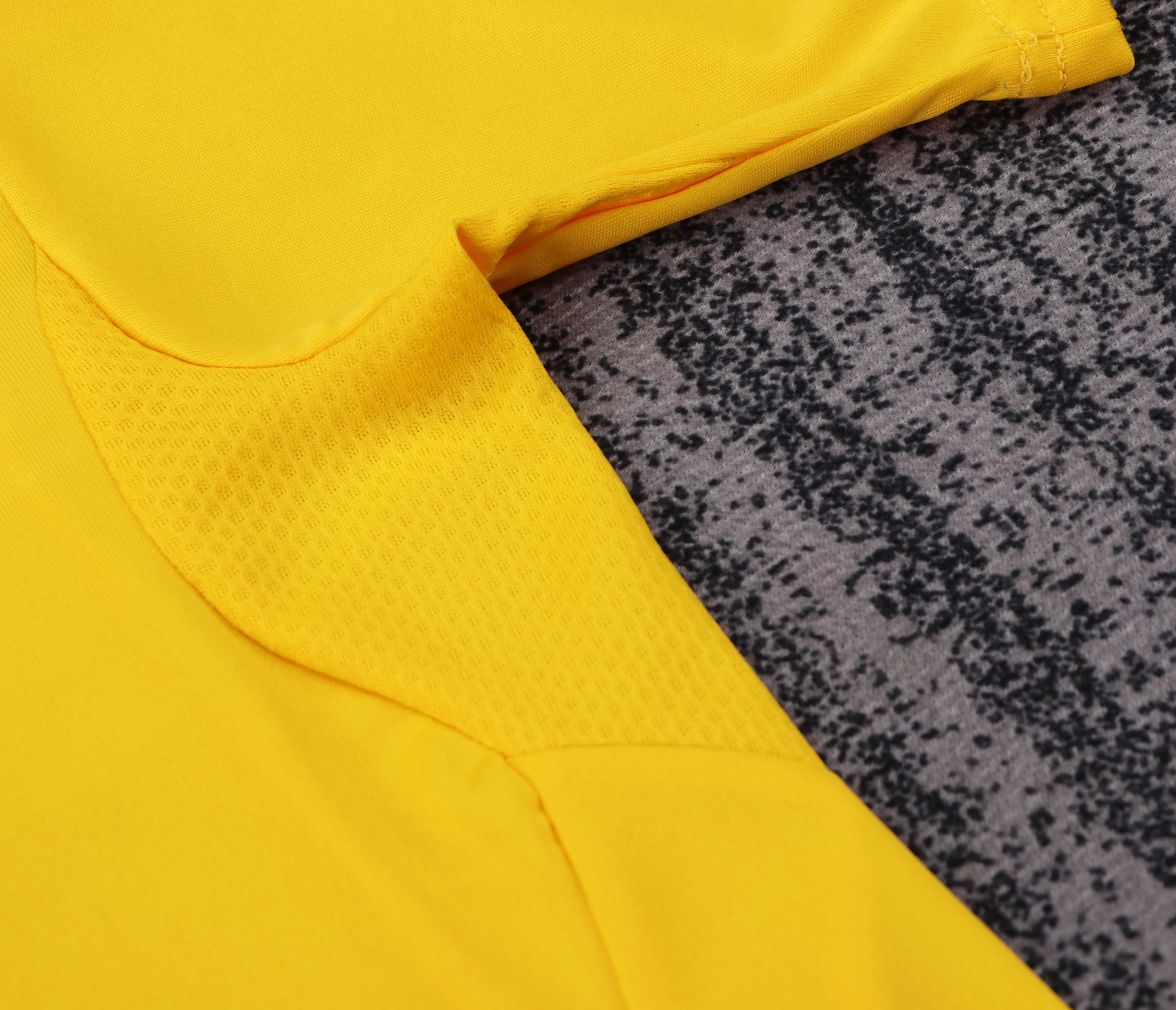 2011-12 Real Madrid Yellow Goalkeeper Retro Shirt - Kids view 3