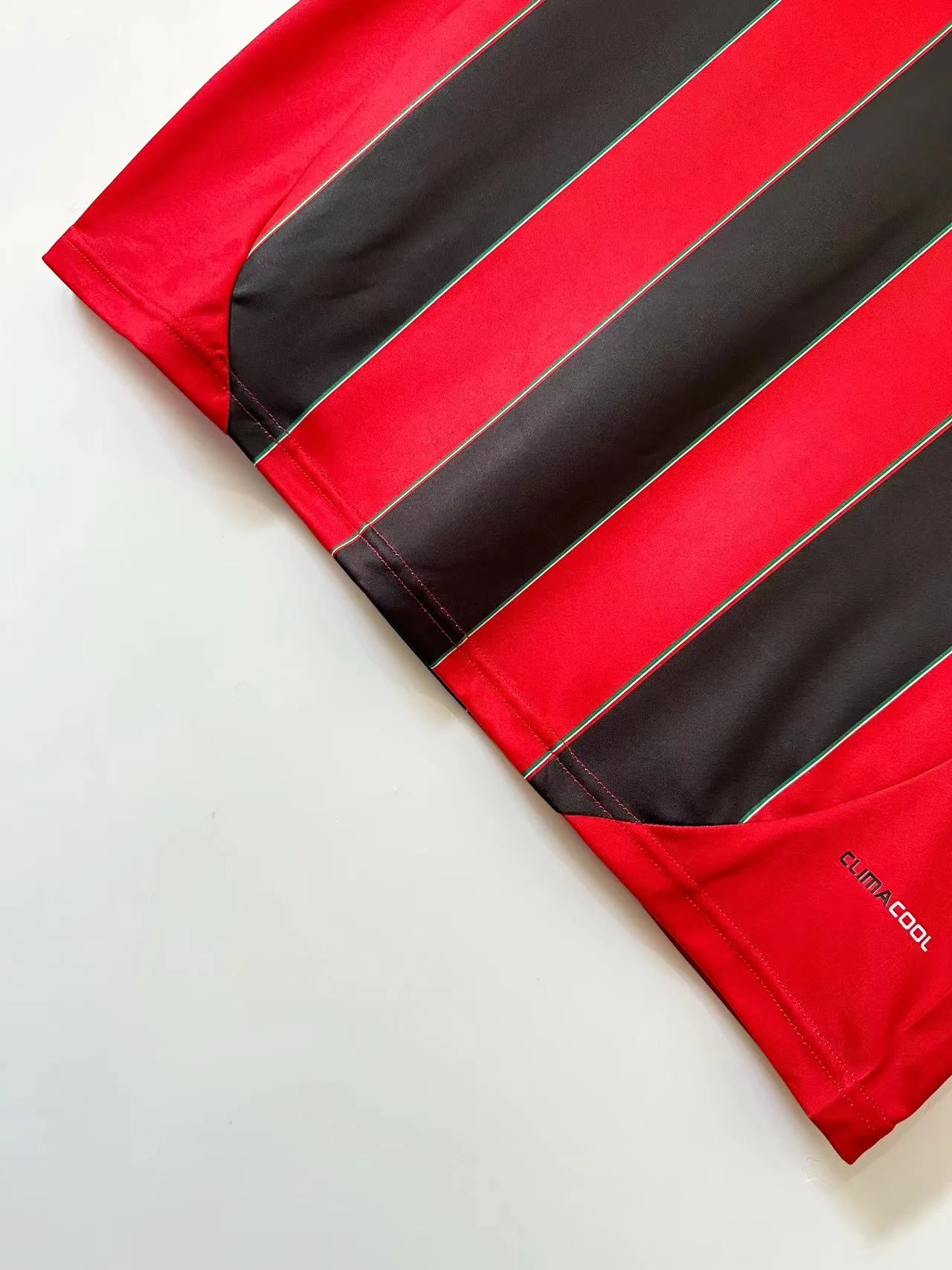 2012-13 AC Home Retro Jersey view 3