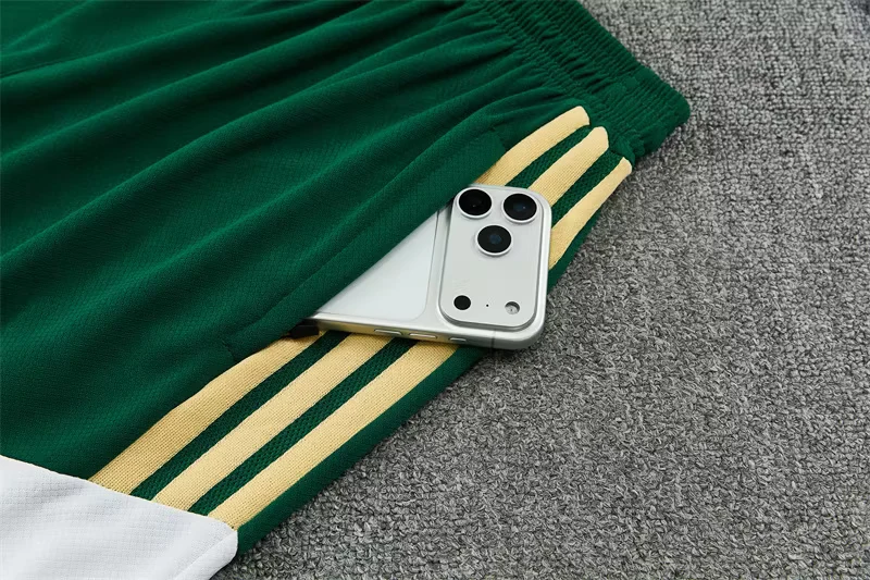 2026-27 Italy Green Short-Sleeve Training Jersey view 12