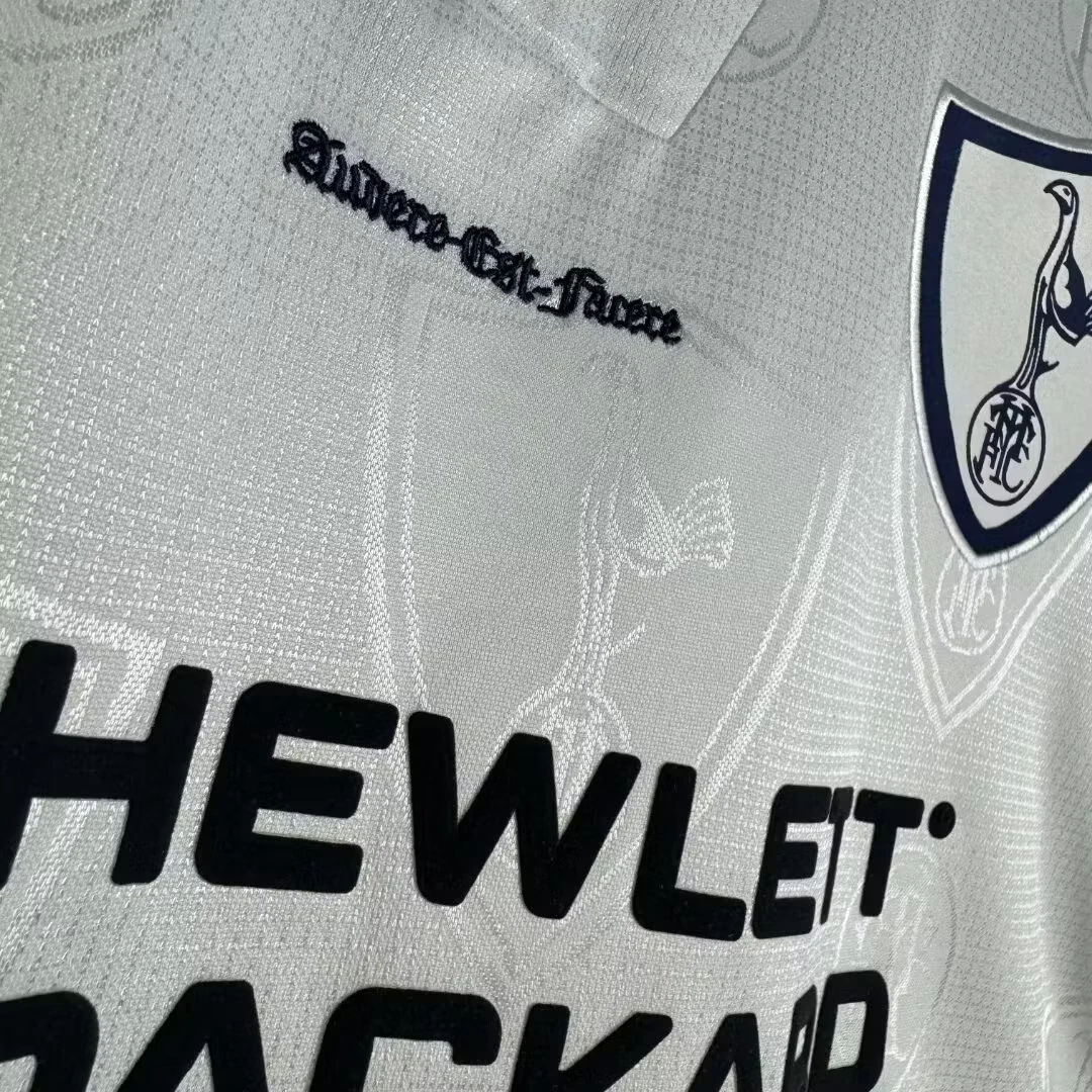 1995-97 Tottenham Hotspur Home Retro Jersey view 3