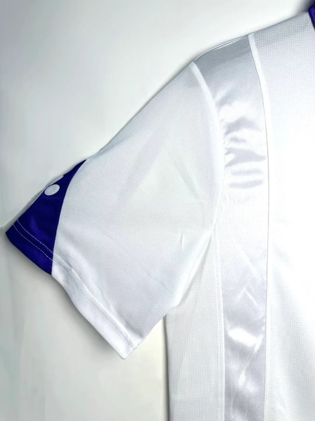 1997-98 Real Madrid Home Retro Jersey view 8