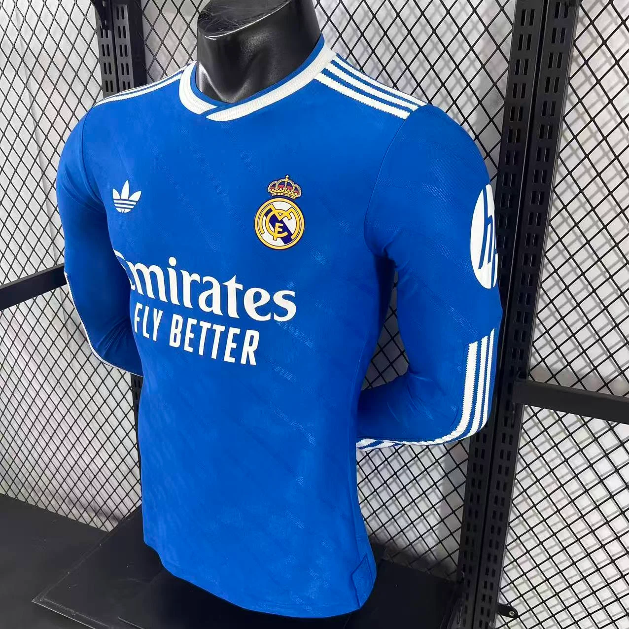 2025-26 Real Madrid Third Away Kit - Player Version view 8