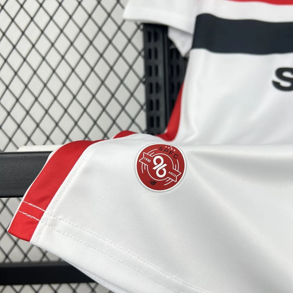 2026-27 São Paulo Home Jersey - Fan Edition view 7