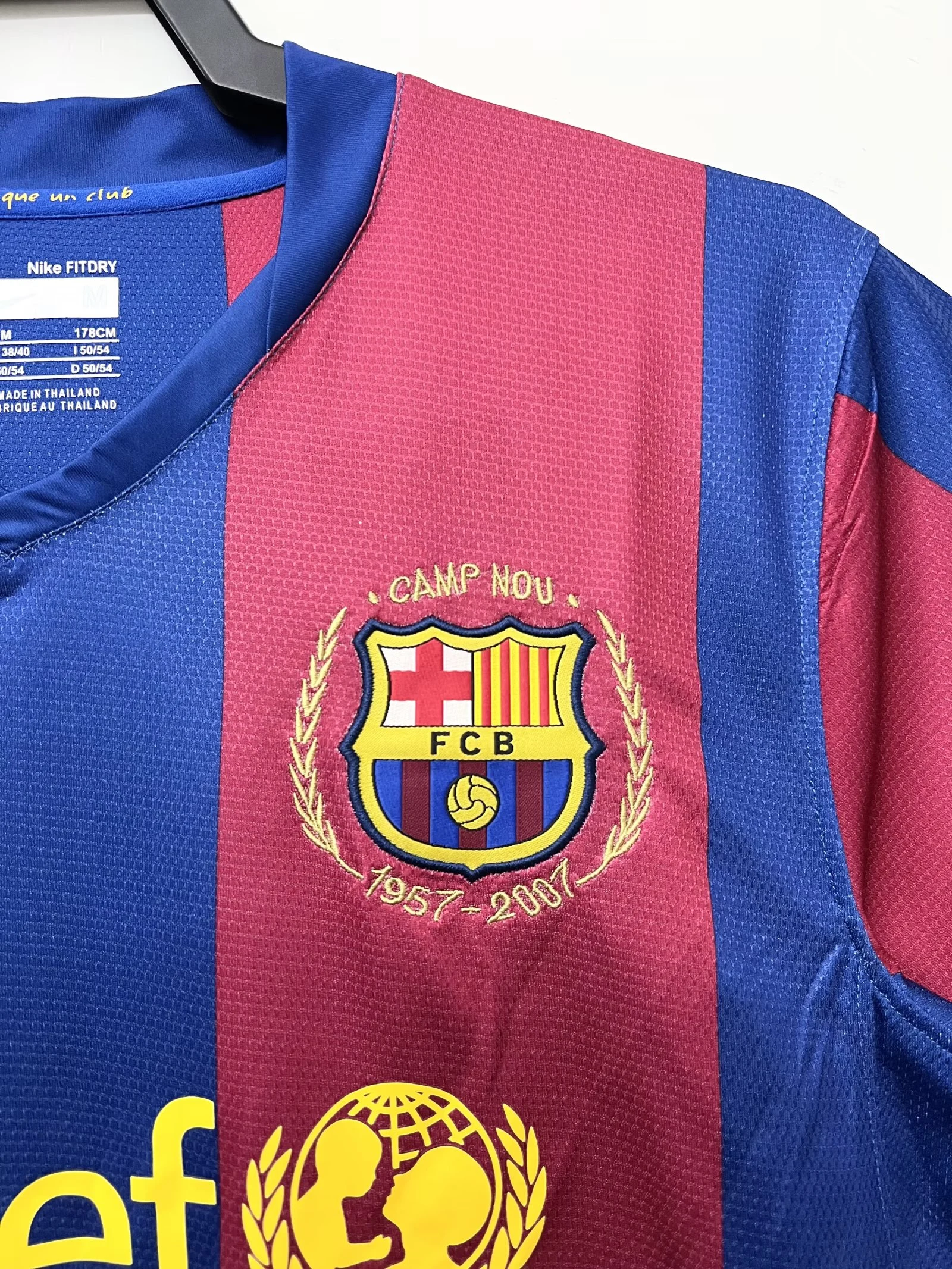 2007-08 Barcelona Home Retro Jersey view 9