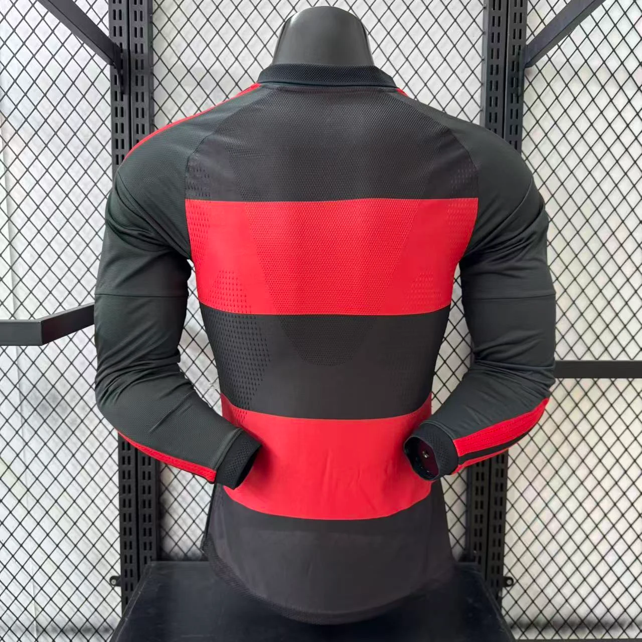 2026-27 Flamengo Home Long-Sleeve Jersey - Player Version view 2
