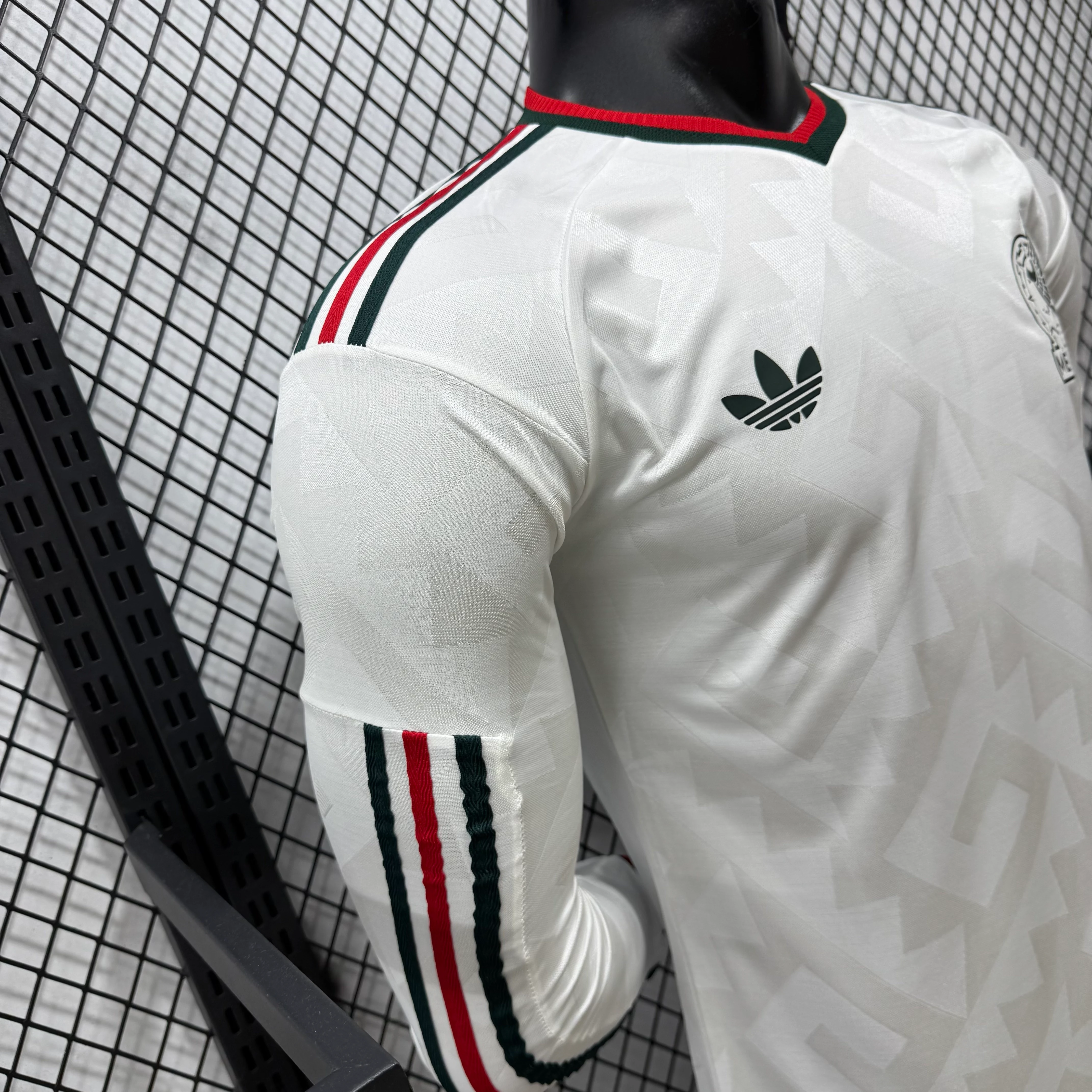 2026-27 Mexico Away Long-Sleeve Jersey - Player Version view 11