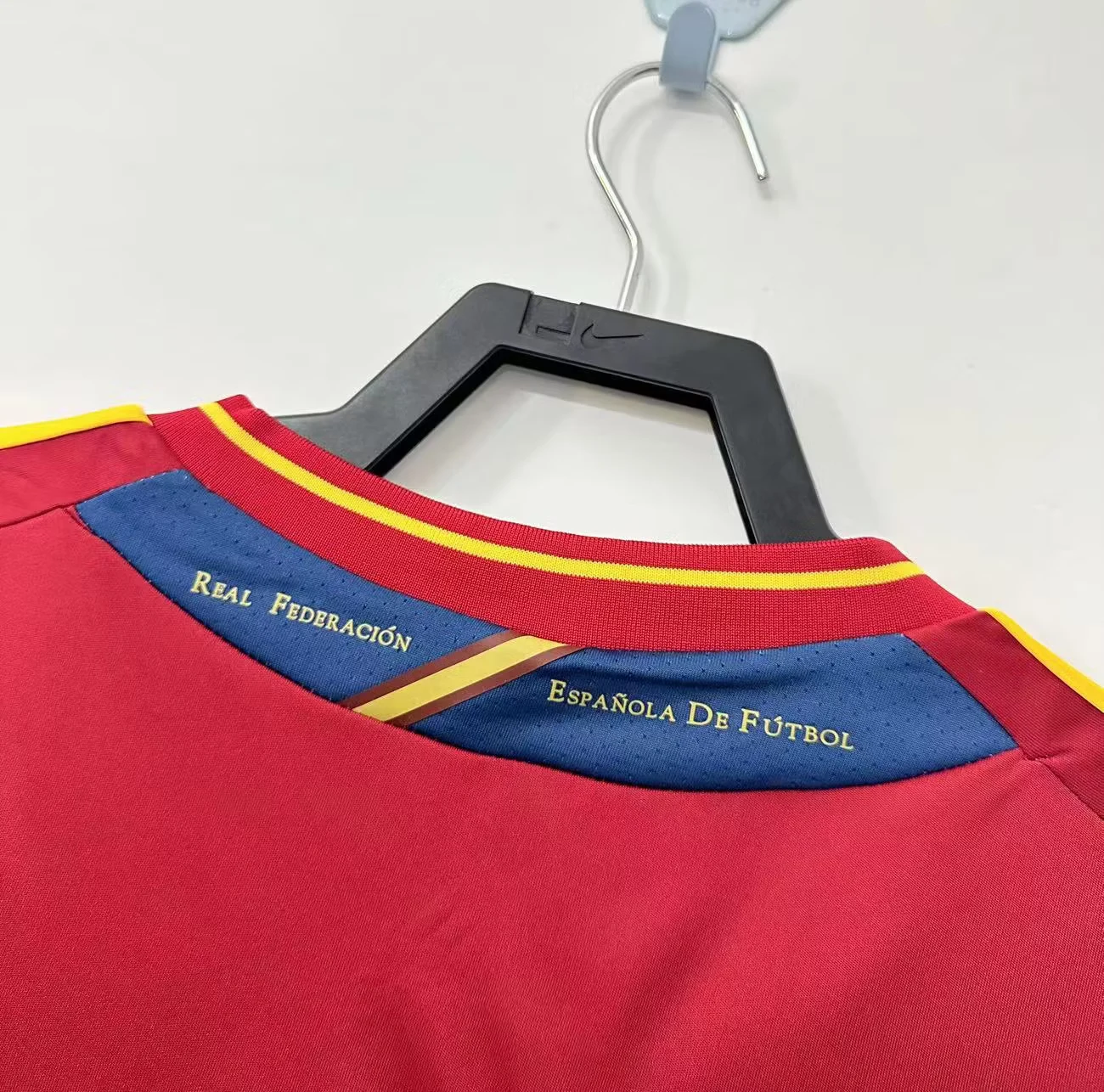 2012 Spain Home Retro Jersey view 6