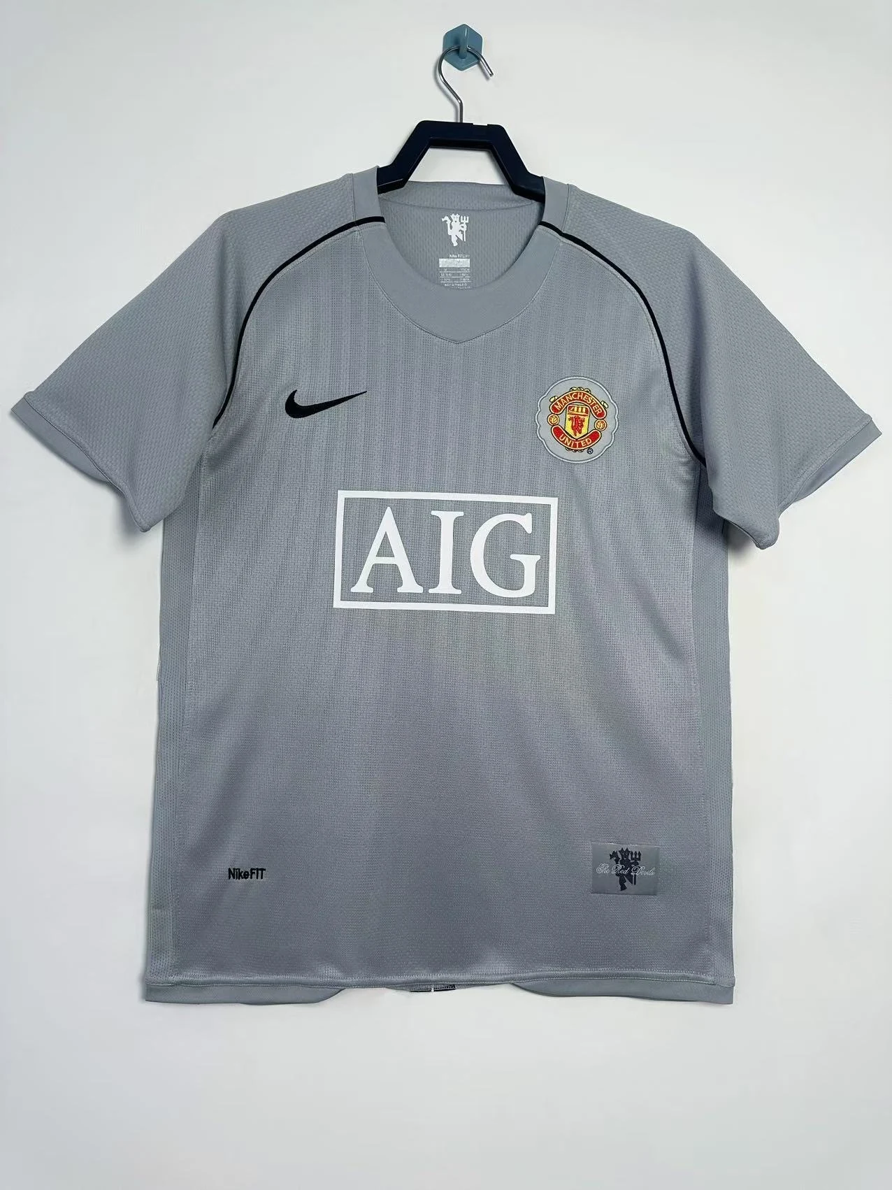 2007-08 Manchester United Retro Goalkeeper Jersey