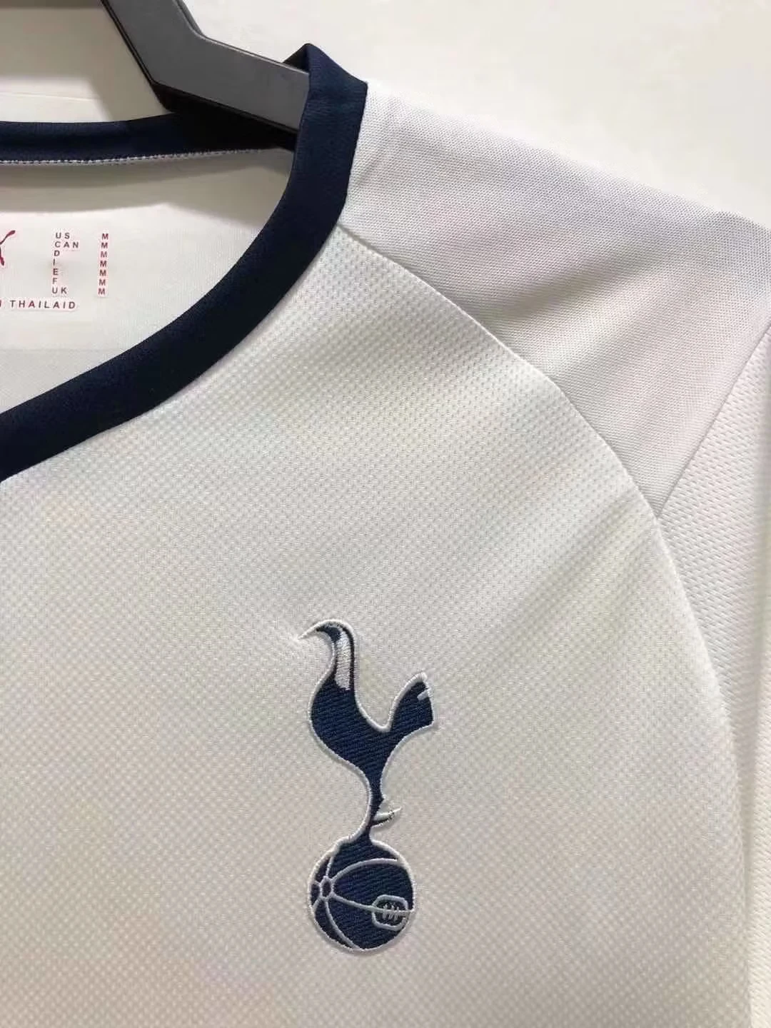 2008-09 Tottenham Hotspur Home Retro Jersey view 8