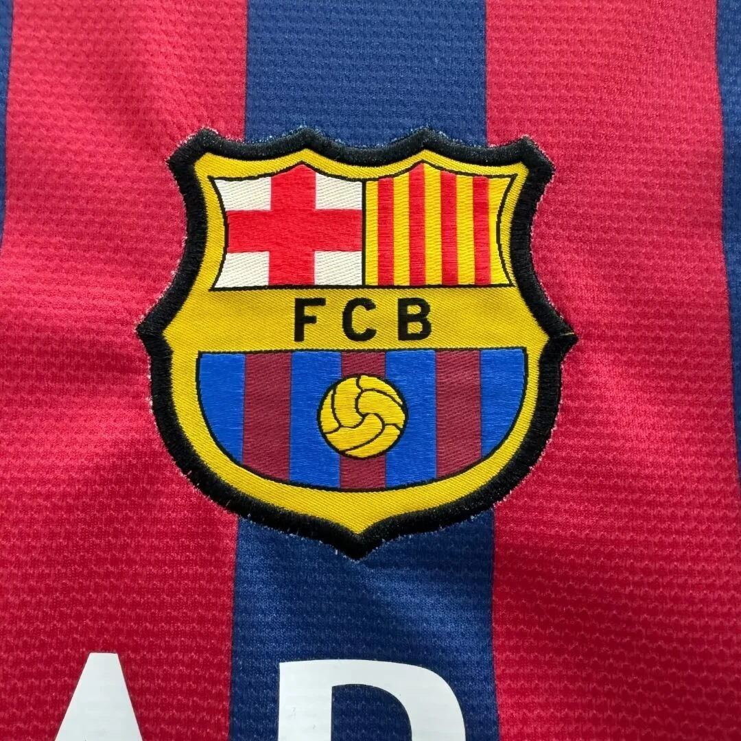 2013-14 Barcelona Retro Home Jersey view 3