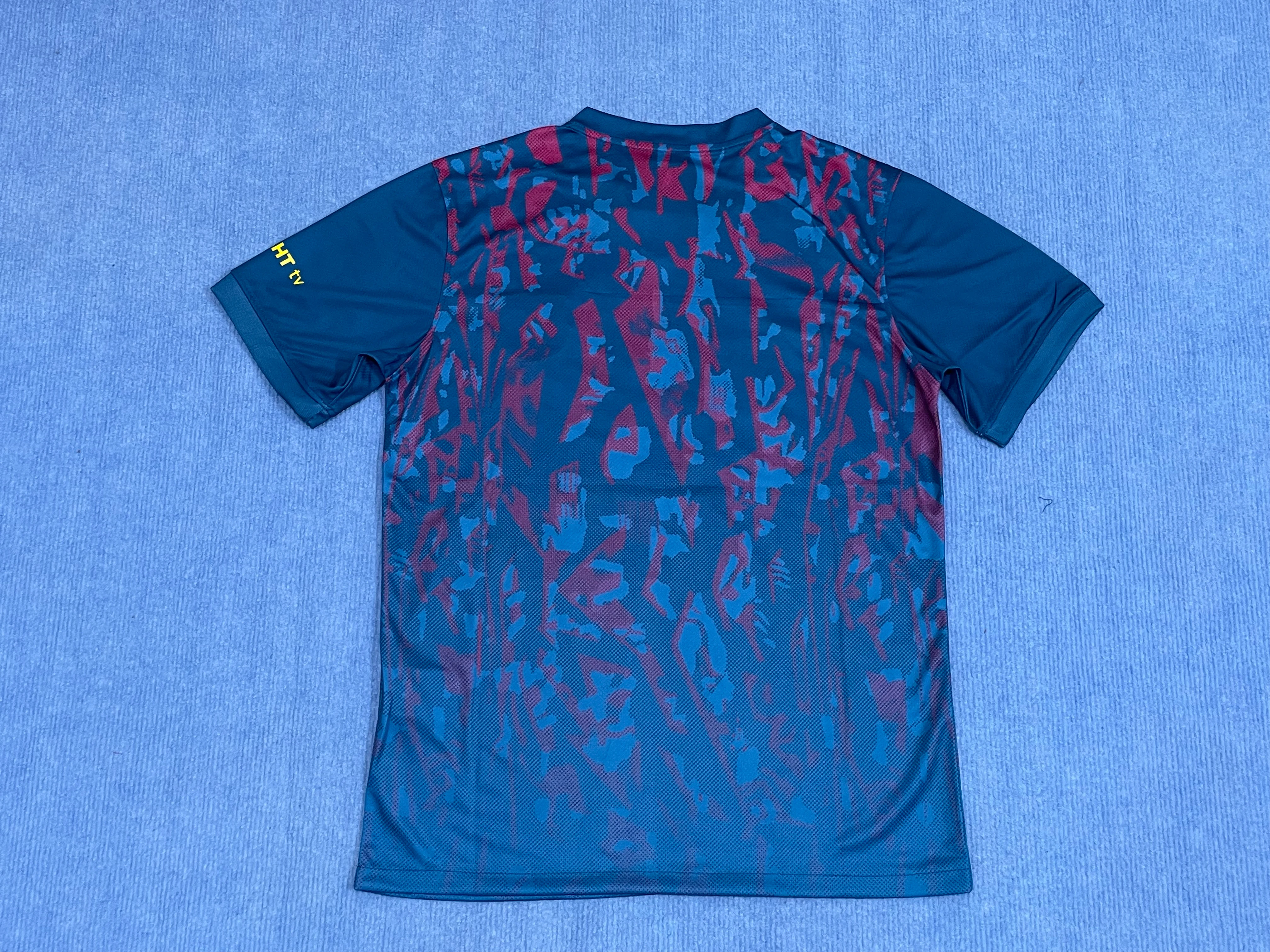 2025-26 Barcelona training jersey view 2