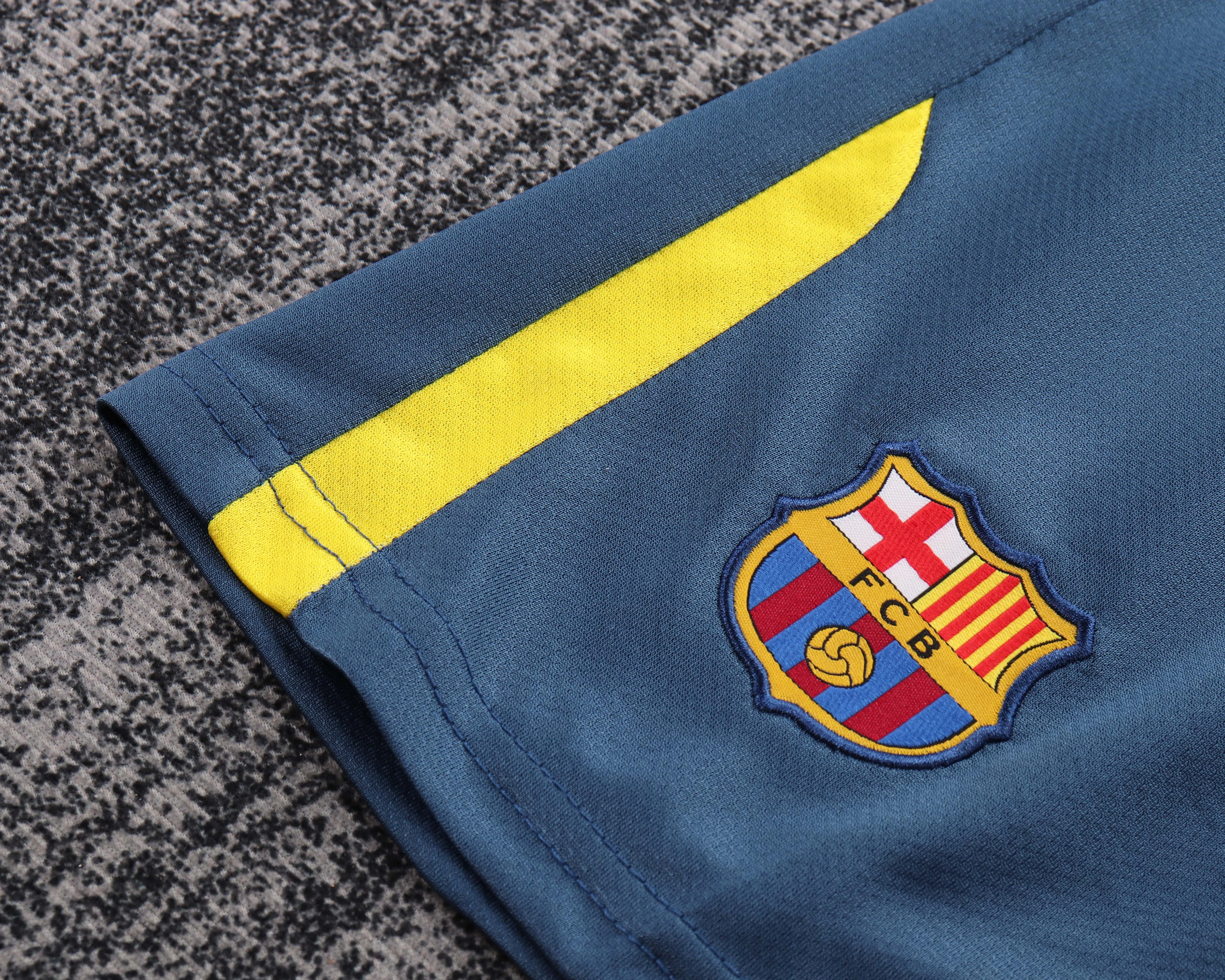 2008-09 Barcelona Away Retro Shirt - Kids Sizes view 5