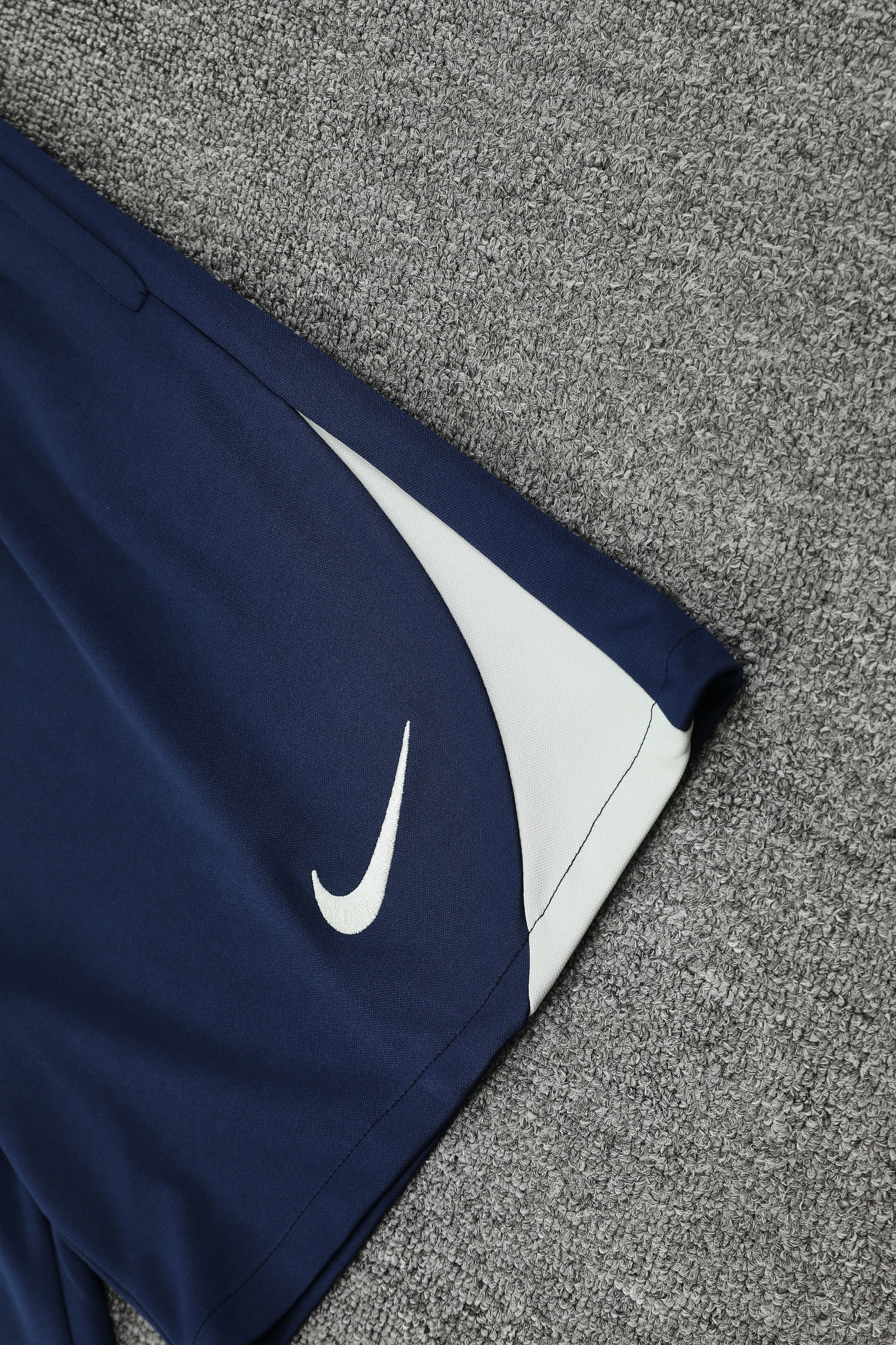 2025-26 Inter Milan Training Vest view 11