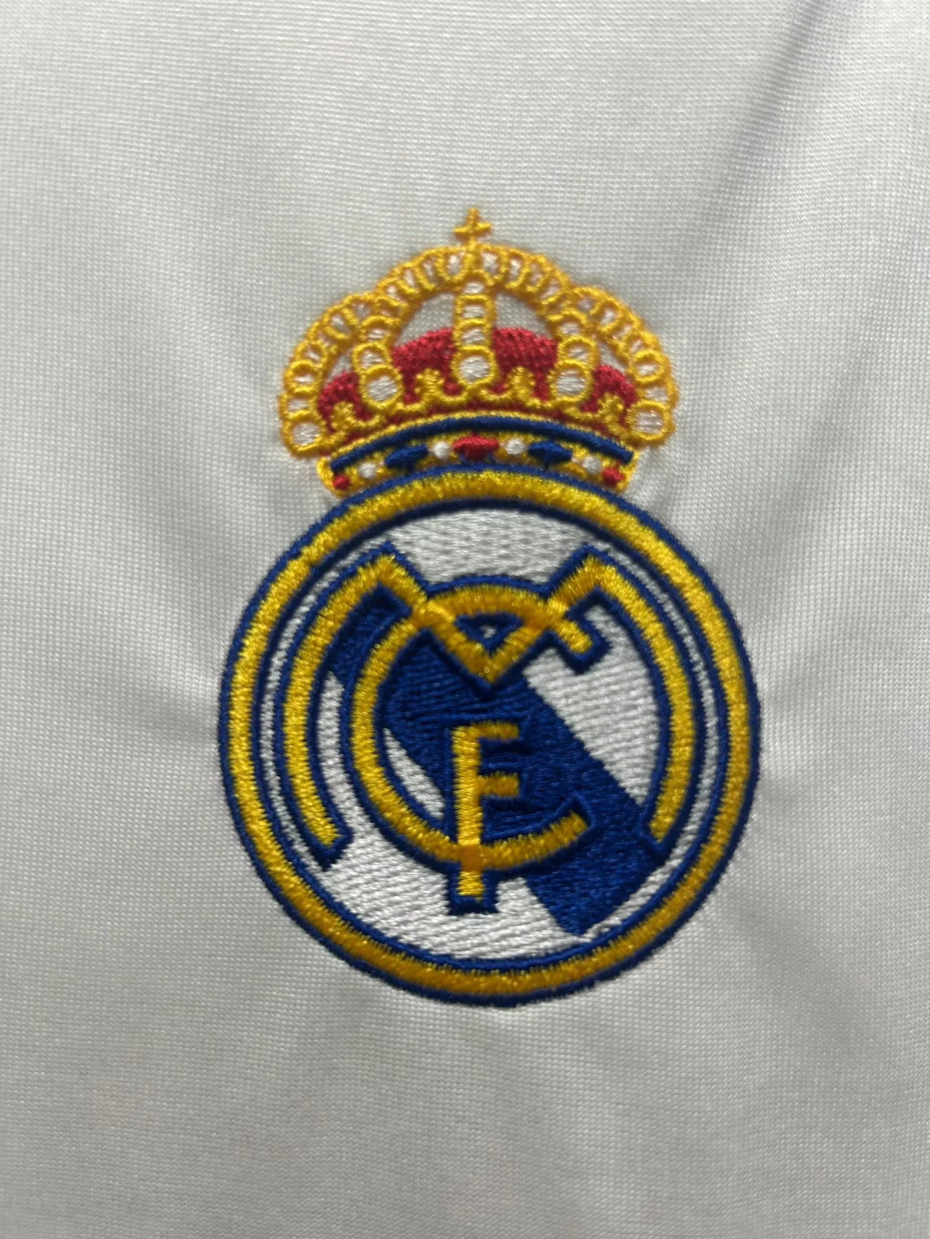 2009-10 Real Madrid Home Retro Jersey view 8