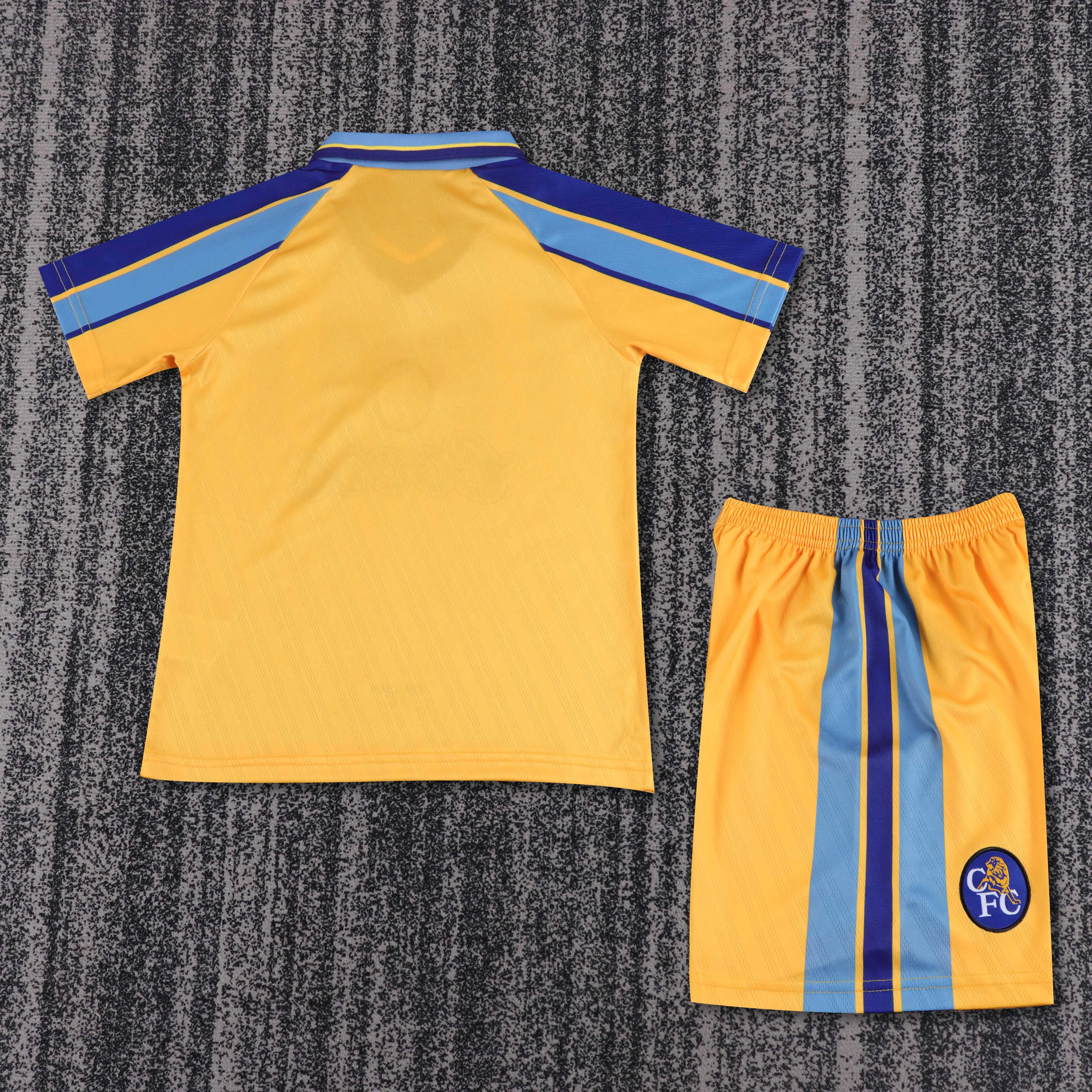 1995-97 Chelsea Away Retro Shirt - Kids view 2