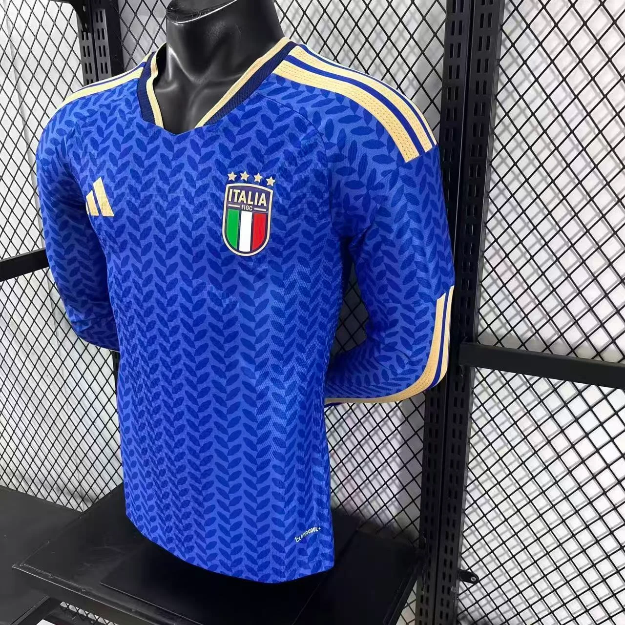 2026 Italy Home Long-Sleeve Jersey – Player Version view 9