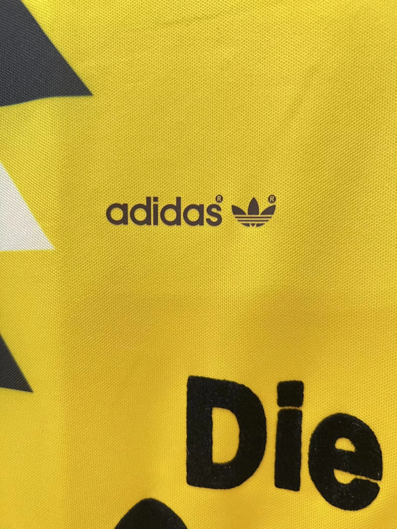 1989 Borussia Dortmund Home Retro Jersey view 5
