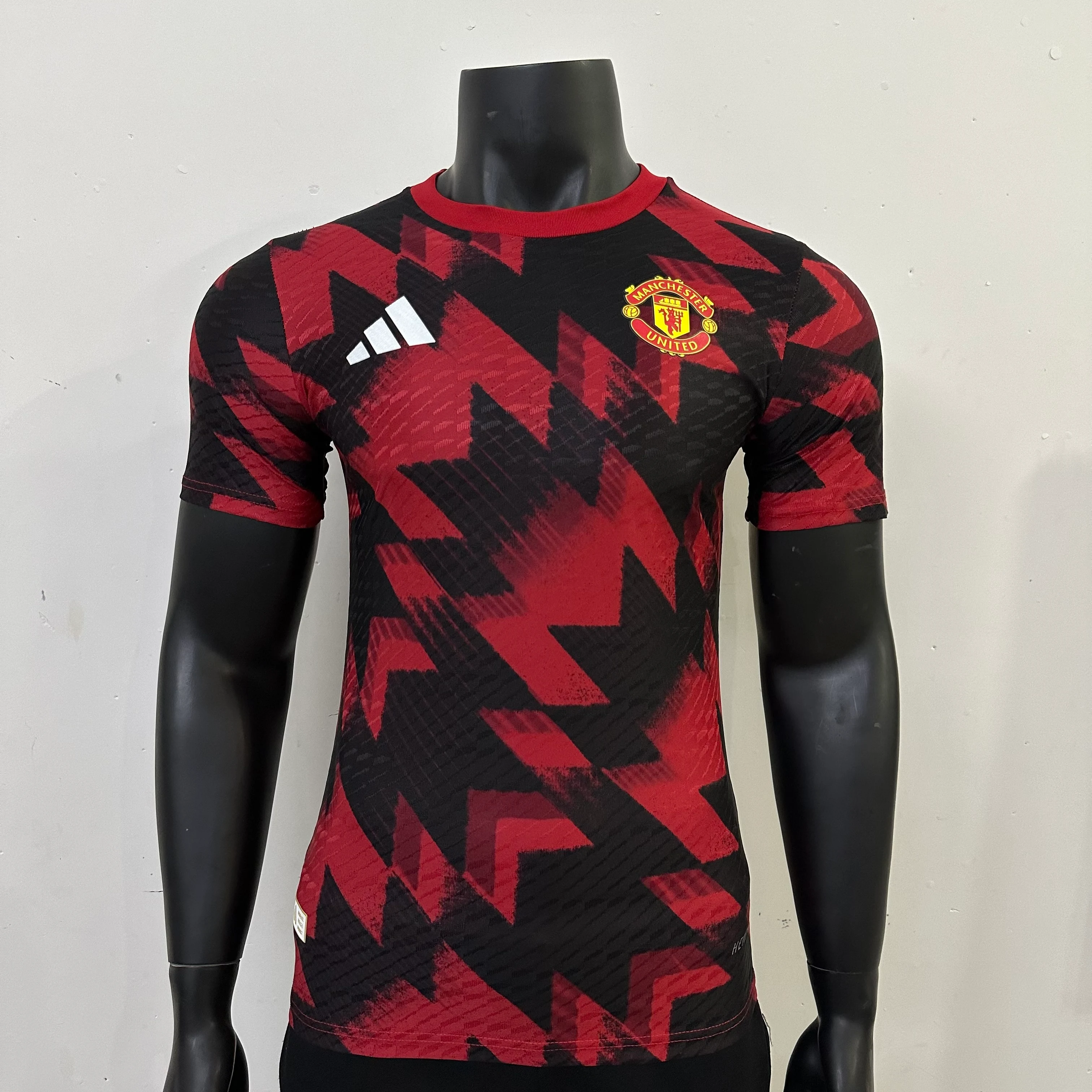 2025-26 Manchester United Training Jersey – Player Version