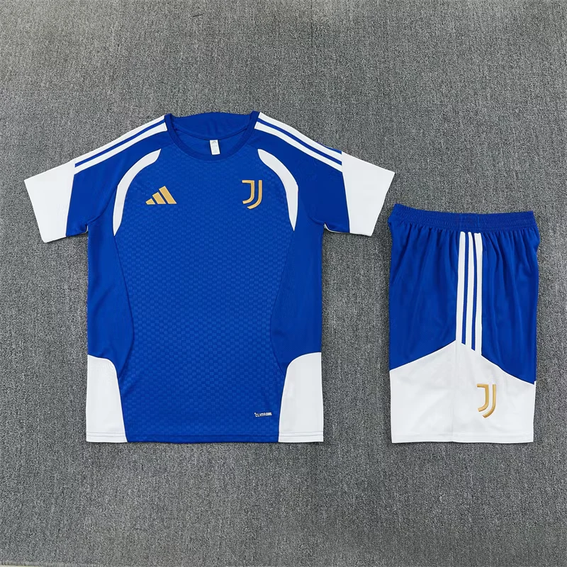 2026-27 Juventus light blue short-sleeved training jersey view 14