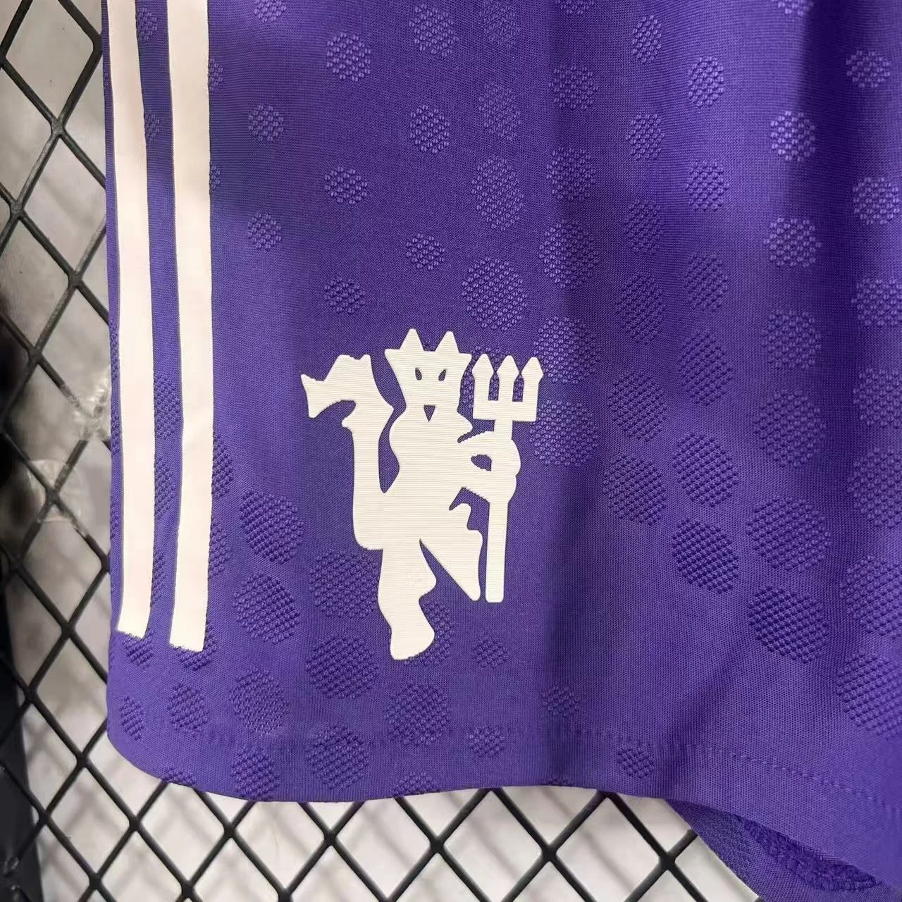 2025-26 Manchester United Away Shorts – Player Version view 3