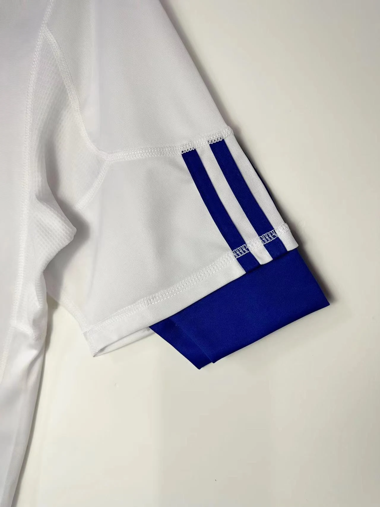2010-11 Real Madrid Home Retro Jersey view 11