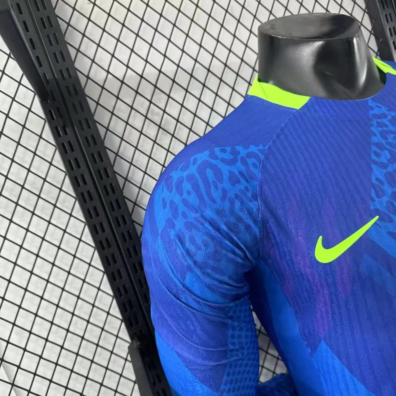 2025-26 Brazil Away Long-Sleeve Jersey – Player Version view 6