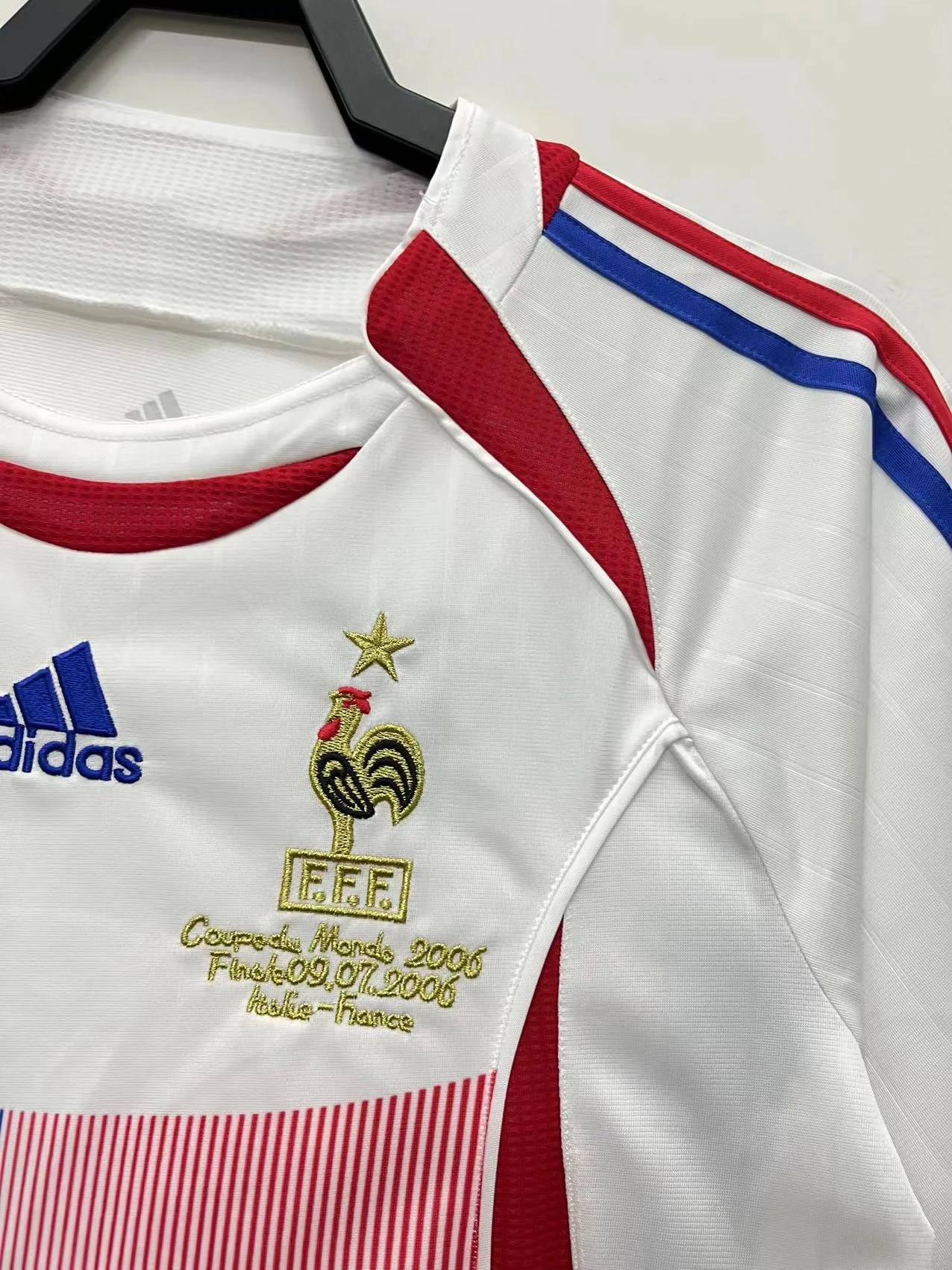 2006 France Away Retro Jersey view 3