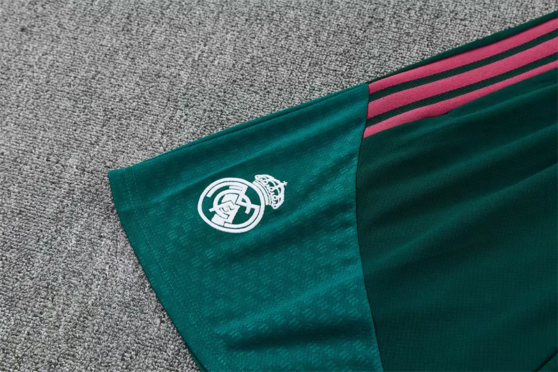 2026-27 Real Madrid Dark Green Short-Sleeve Training Jersey view 13