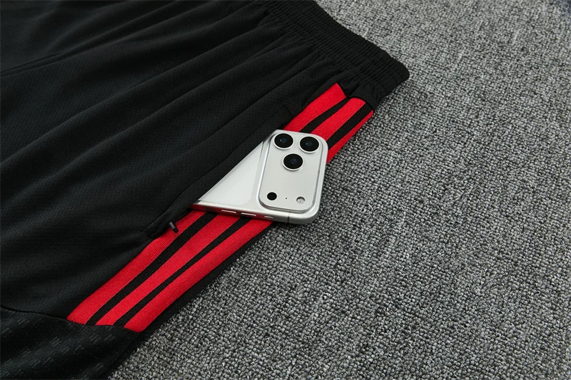 2026-27 Manchester United Red Short-Sleeve Training Jersey view 4